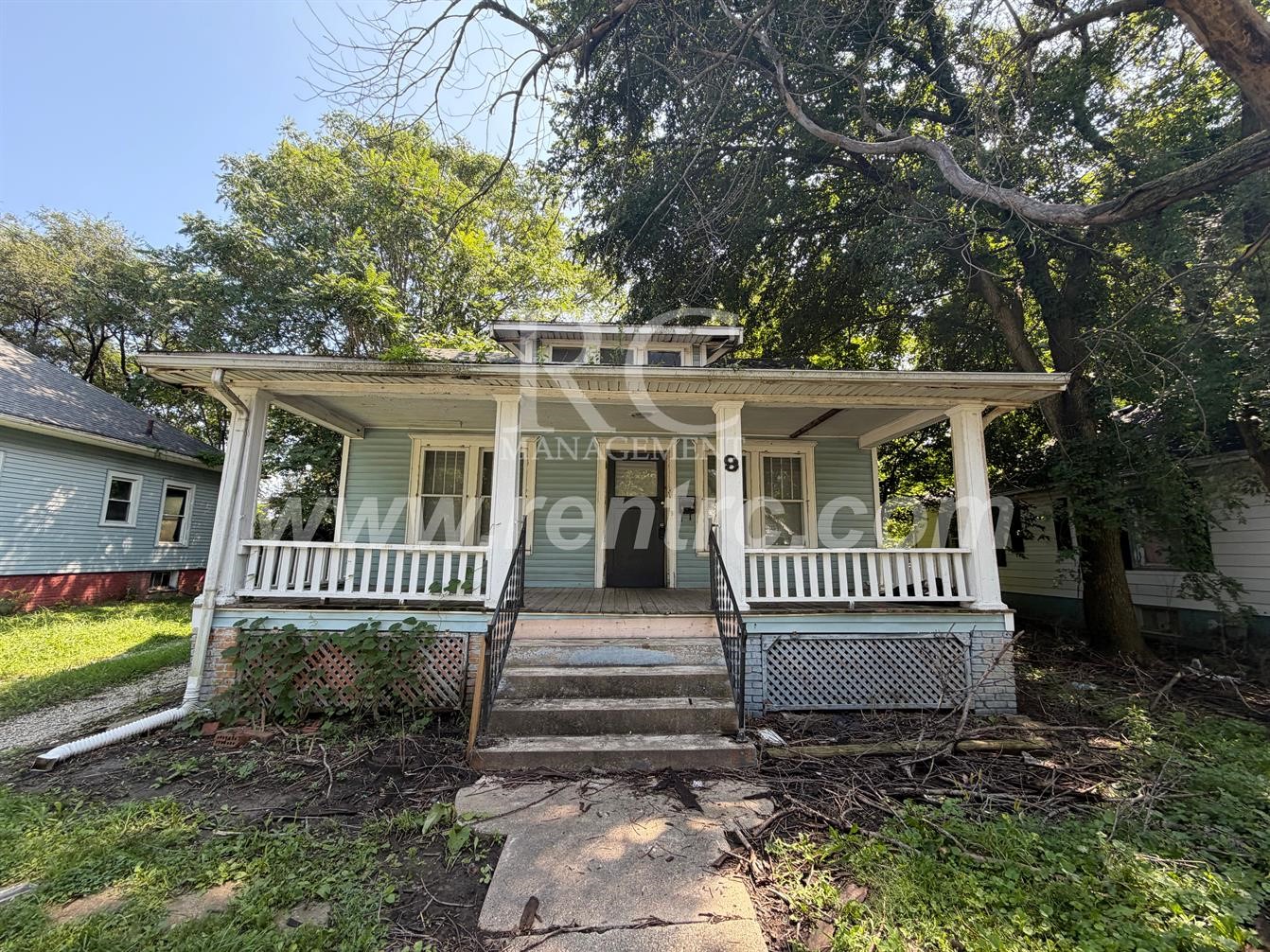 Danville House: 9 State