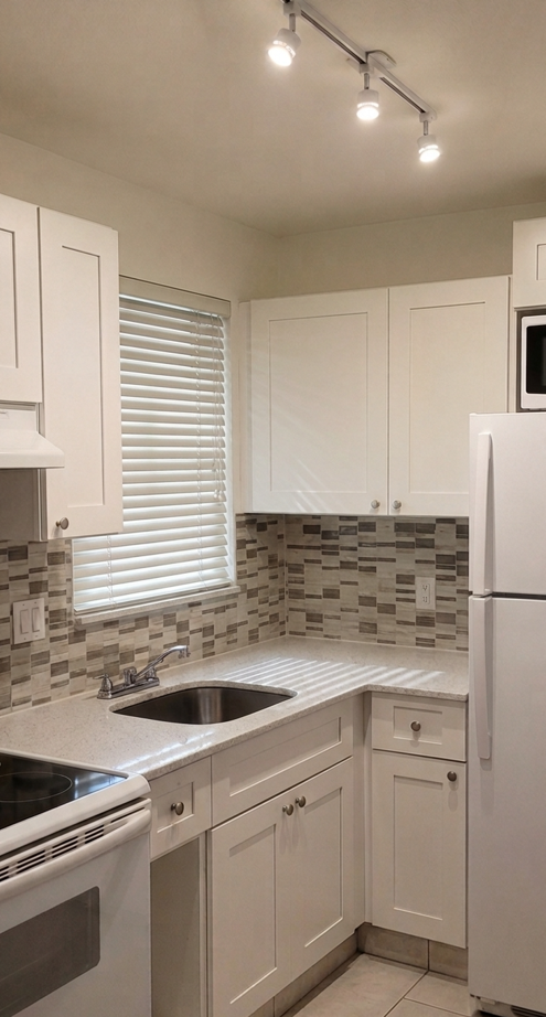 Margate Townhome: 6000 NW 7th St