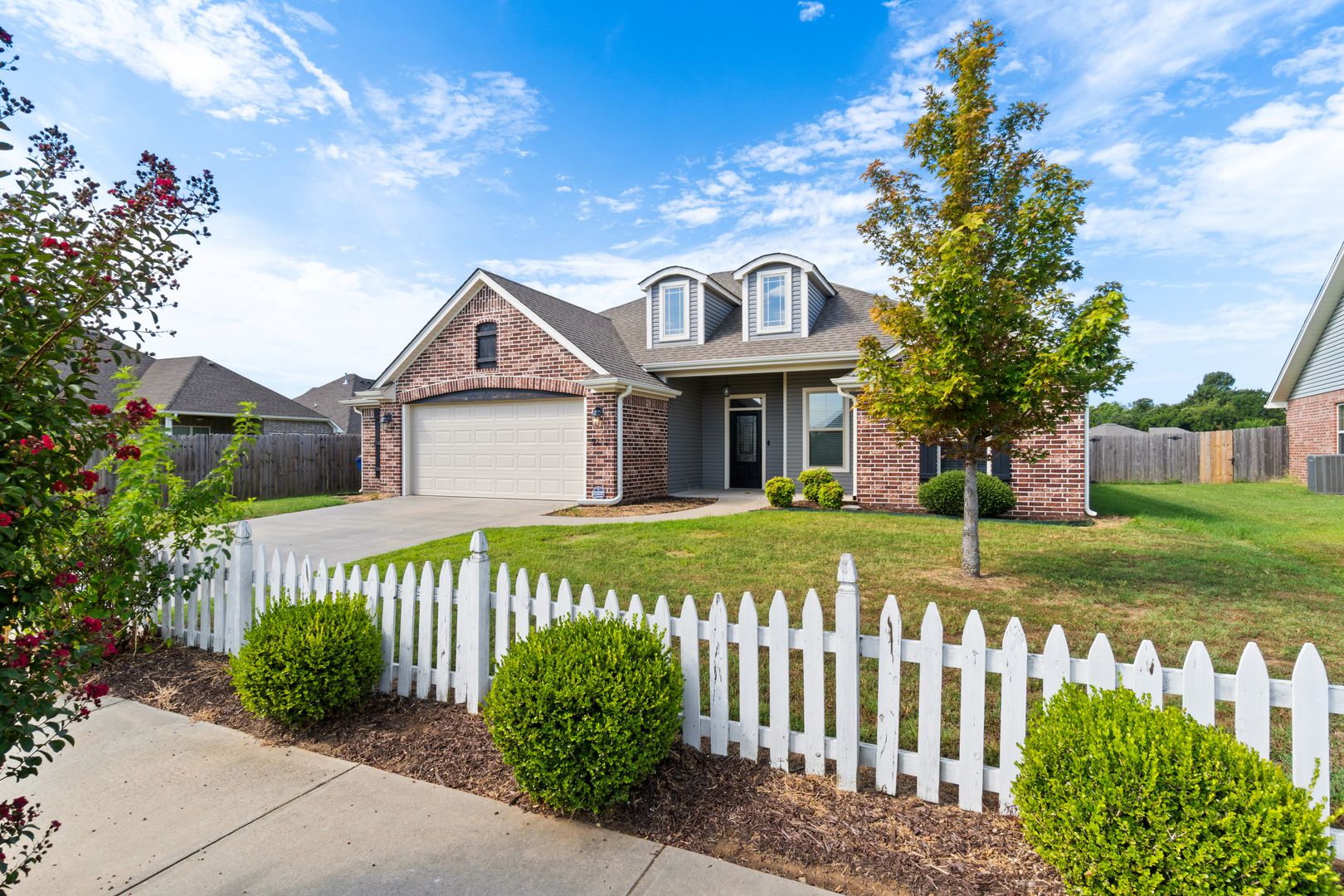 Fort Smith House: 8912 Wildwood Way