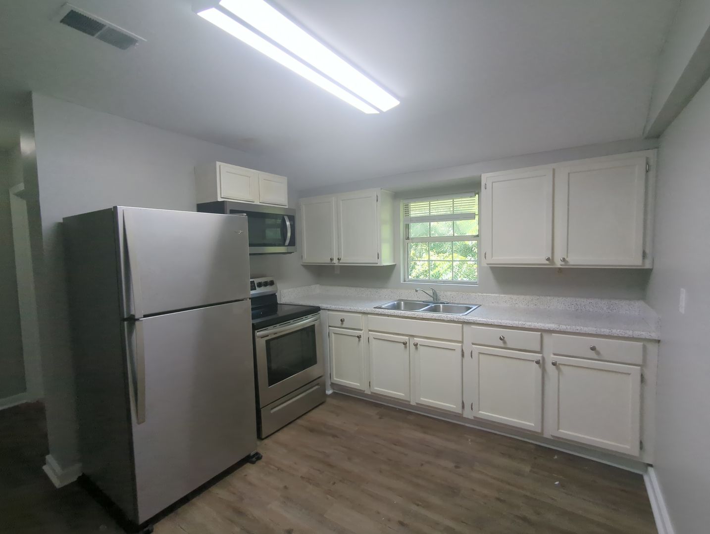 Redbank Condo: 405 Red Oak