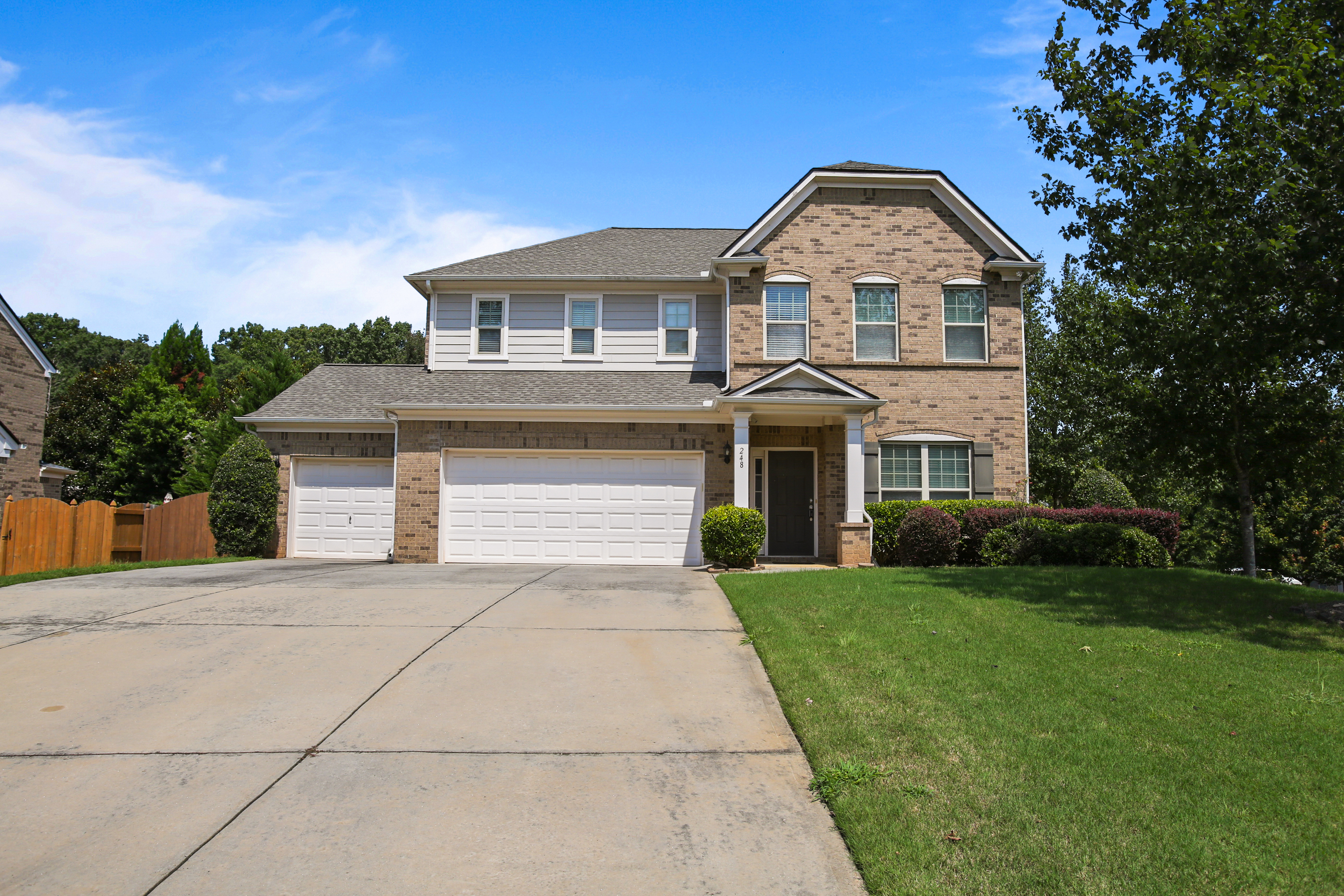 Suwannee House: 248 Vinca Circle