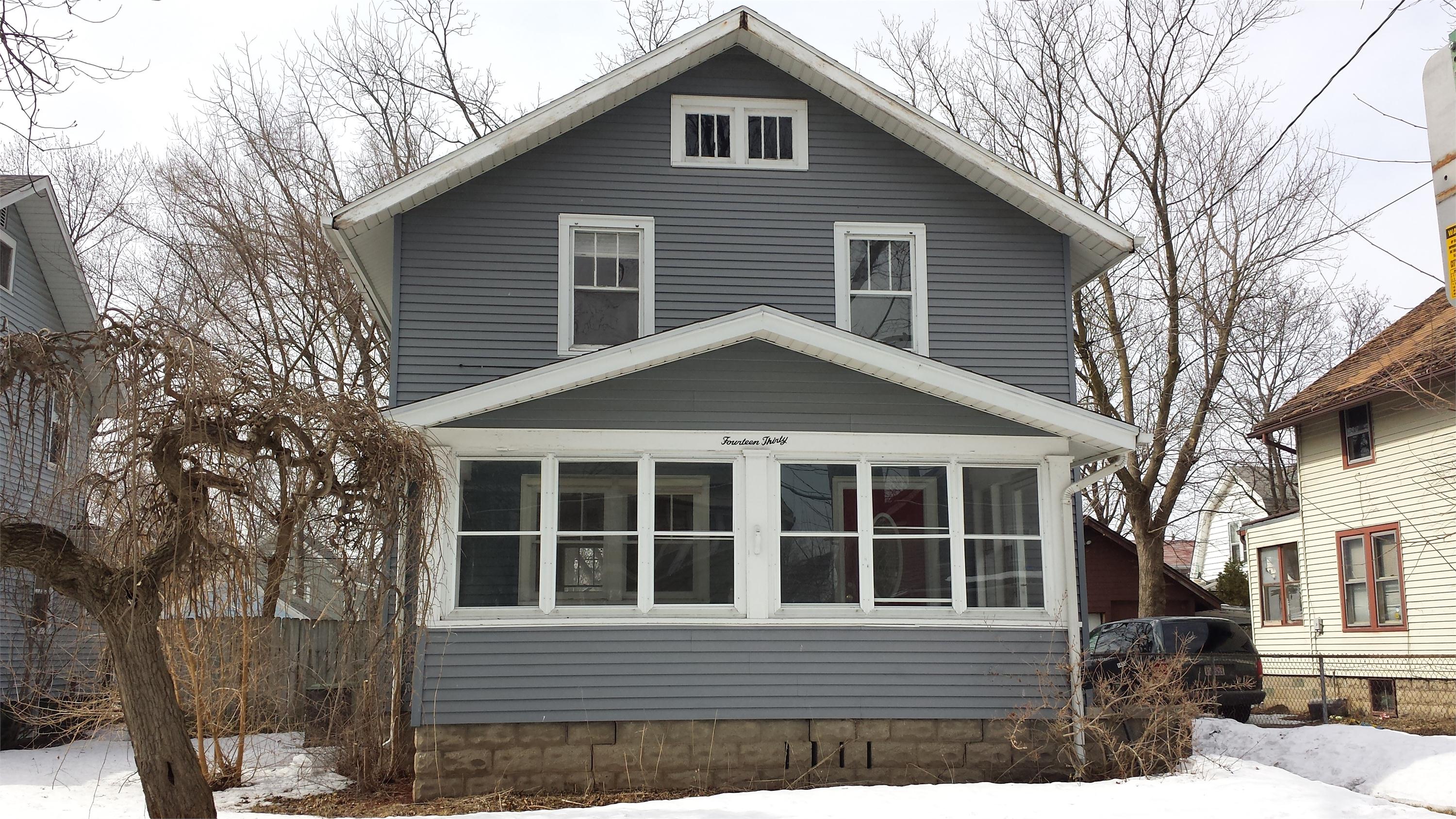 Rockford House: 1430 N Church St