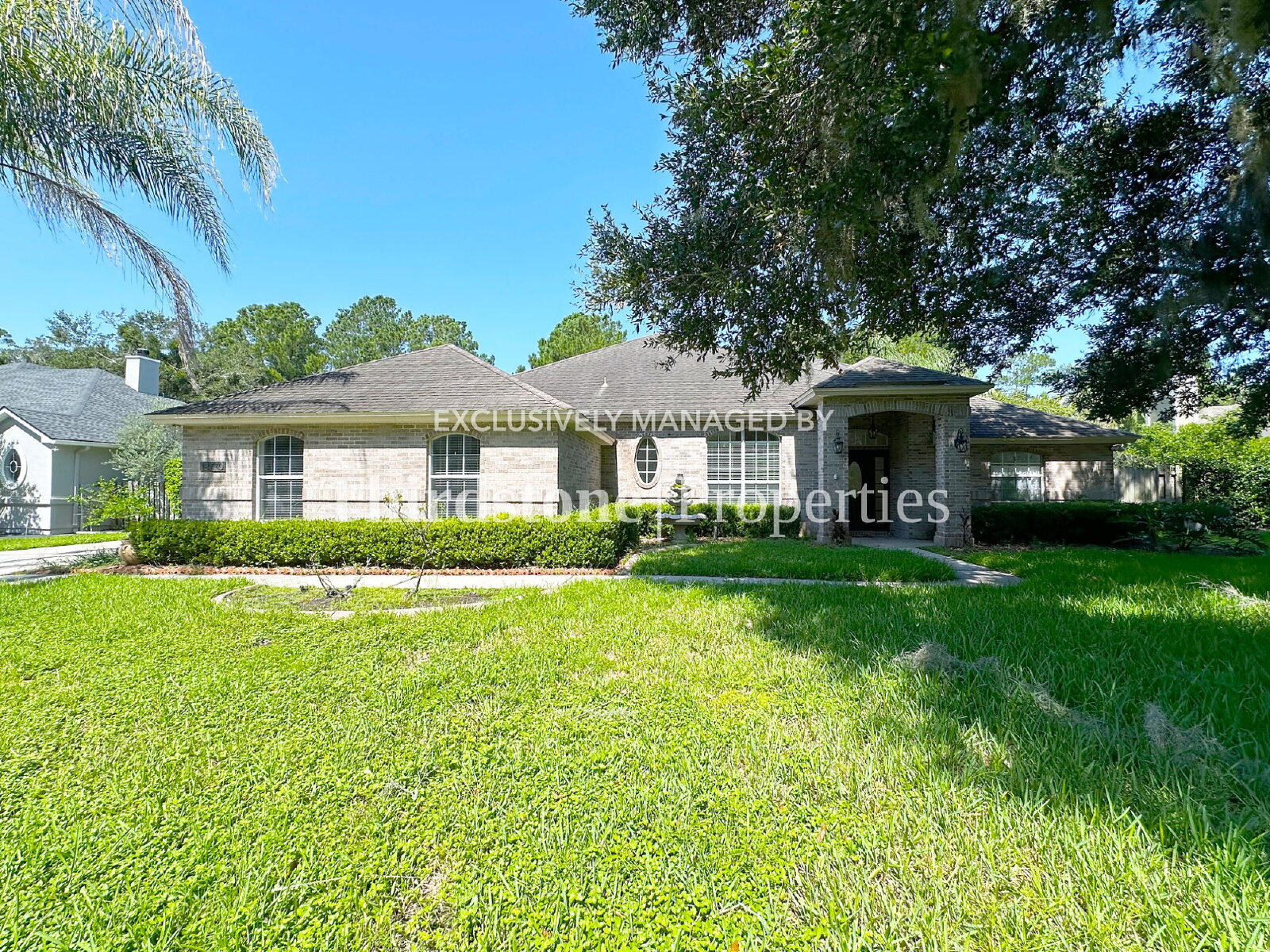 Jacksonville House: 12770 Camellia Bay Drive West