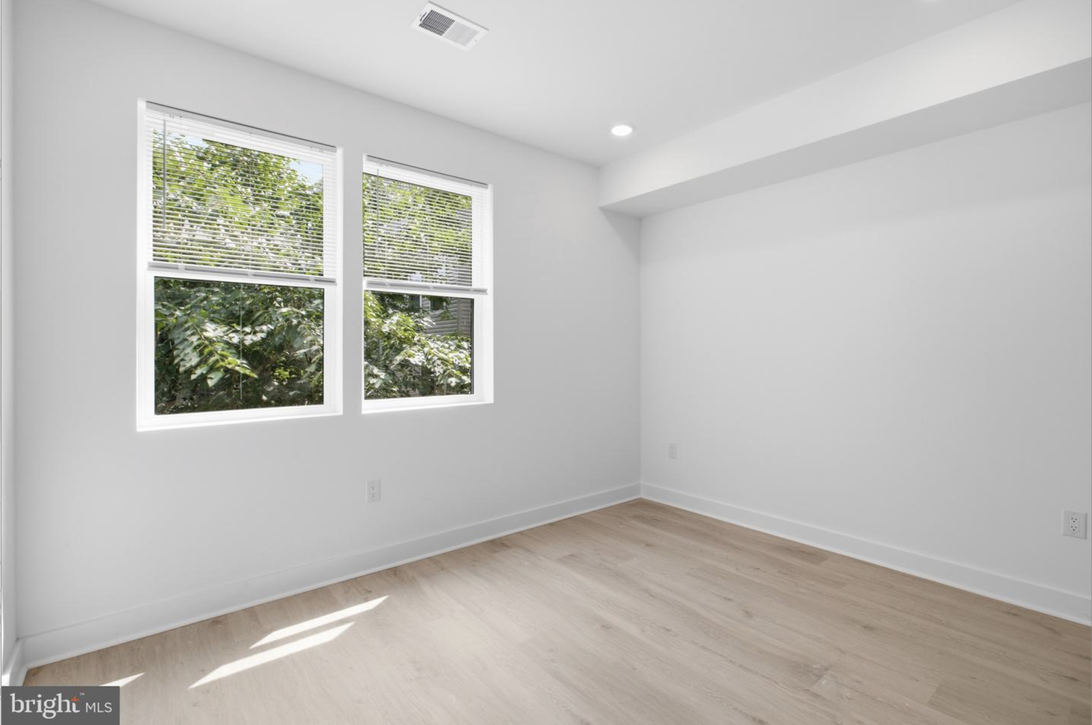 Philadelphia Condo: 3974 Reno St