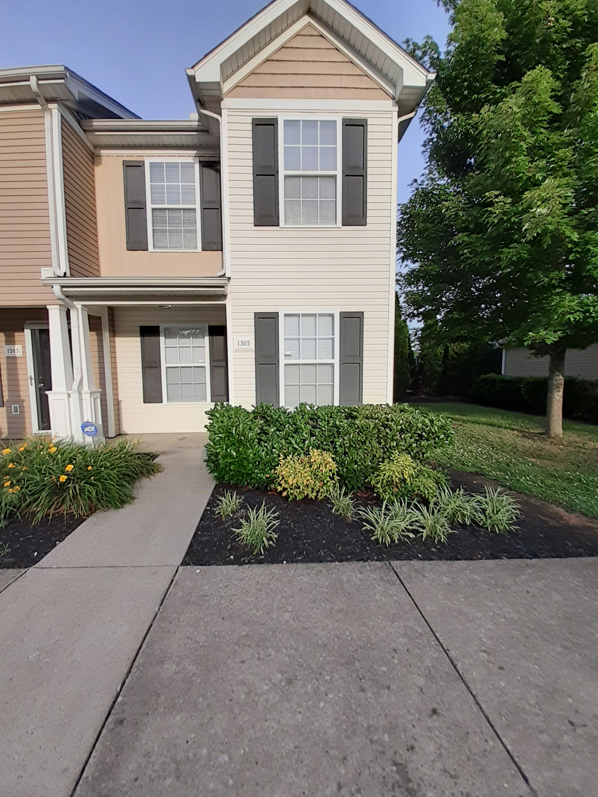 Murfreesboro House: 1305 Milwalkee Ct