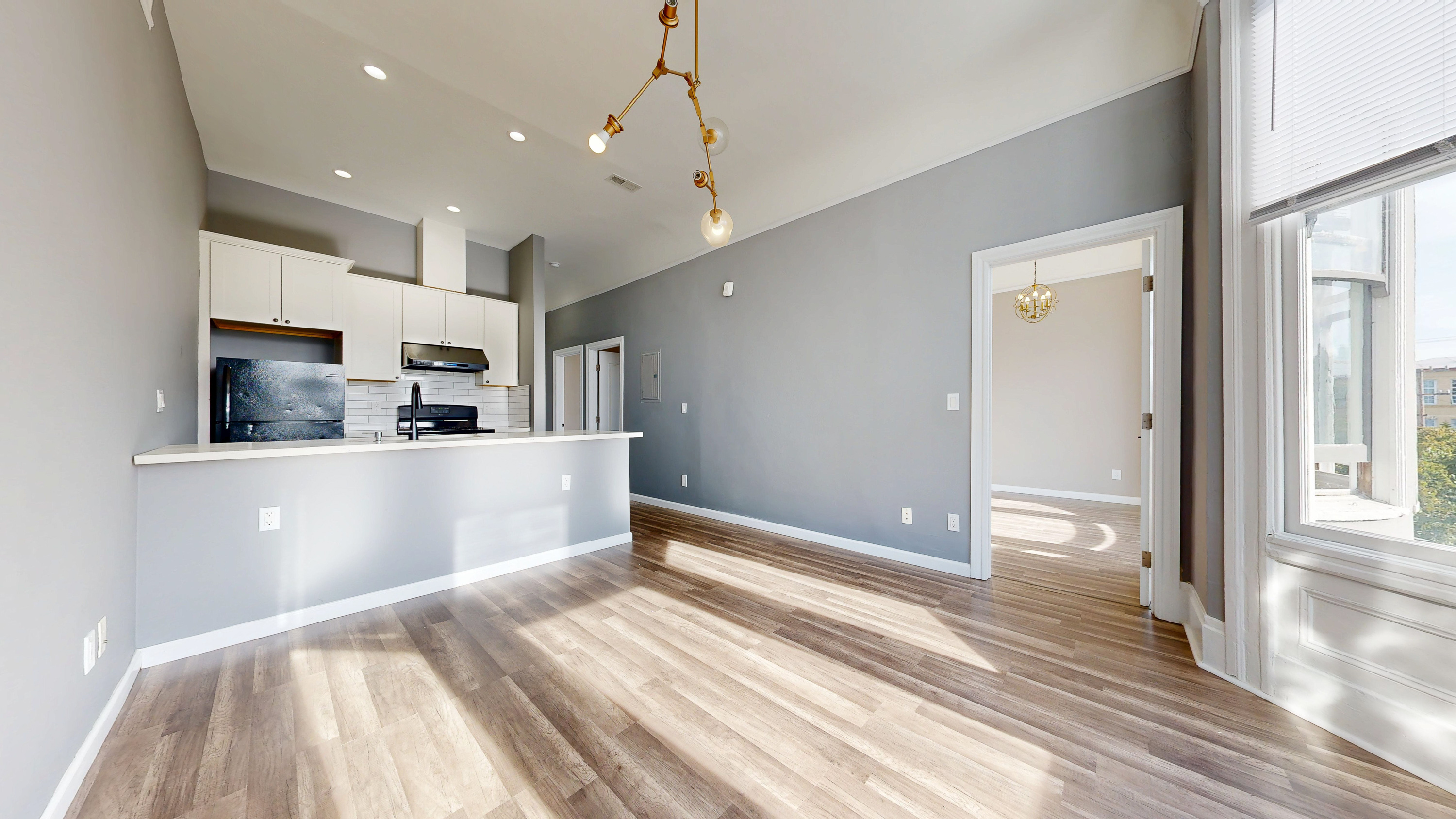 San Francisco Condo: 155 Bartlett St