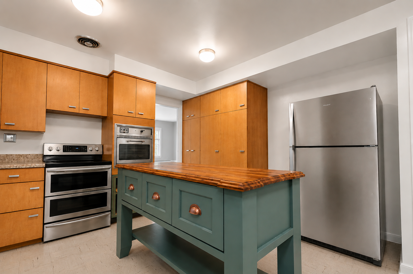 Reedsburg Condo: 400 N. Webb Ave.