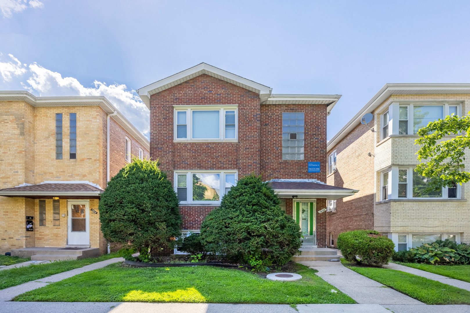 Berwyn Condo: 1930 Euclid Avenue -