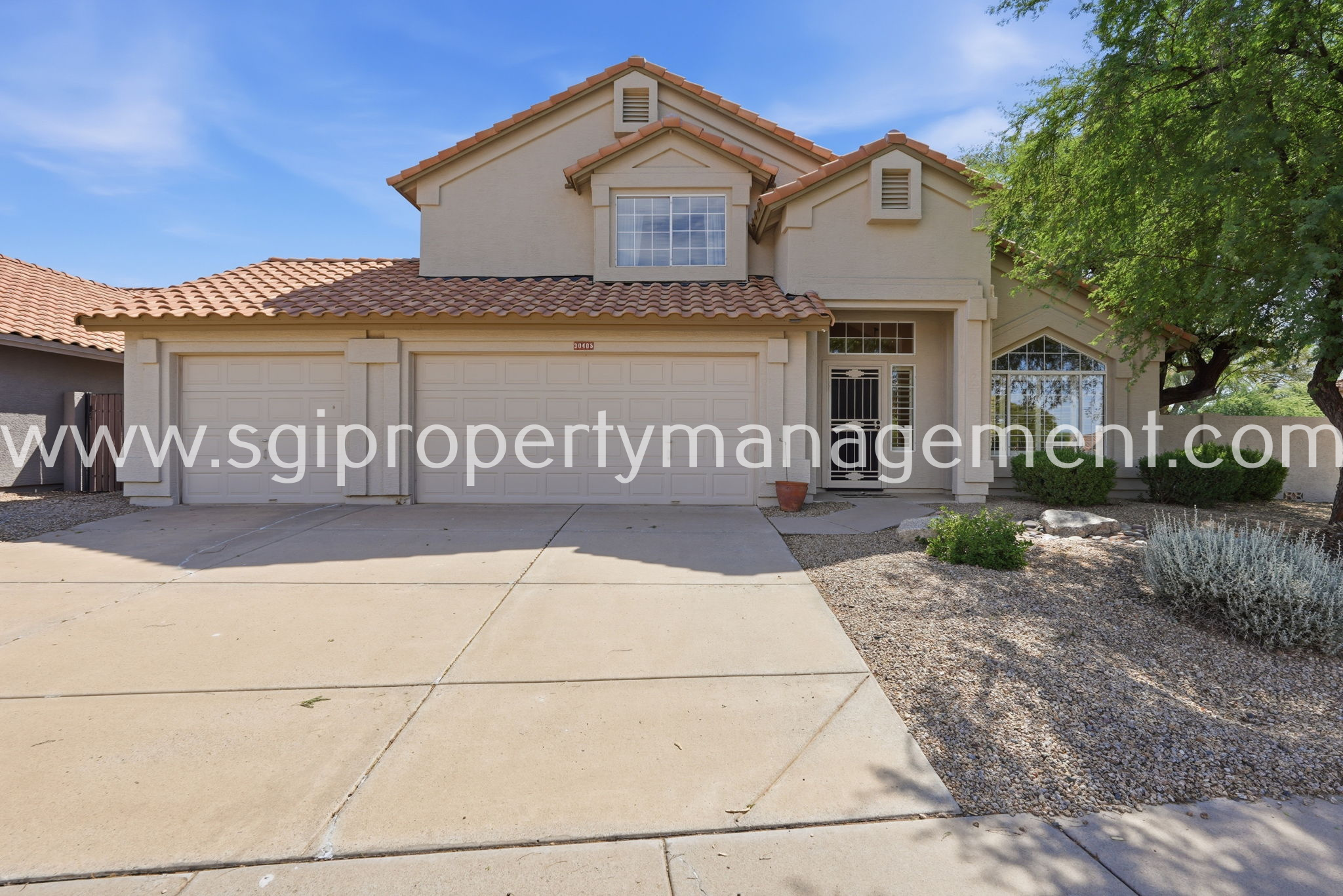 Cave Creek House: 30405 N 42nd St