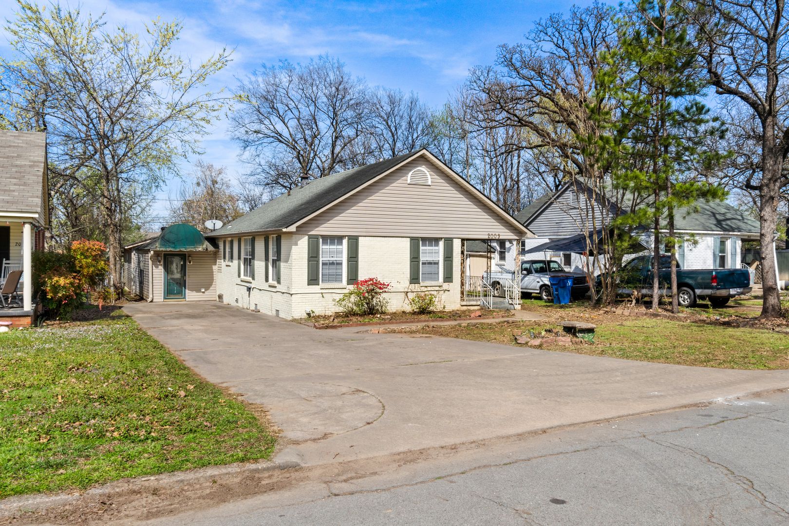 Fort Smith House: 2009 South V Street