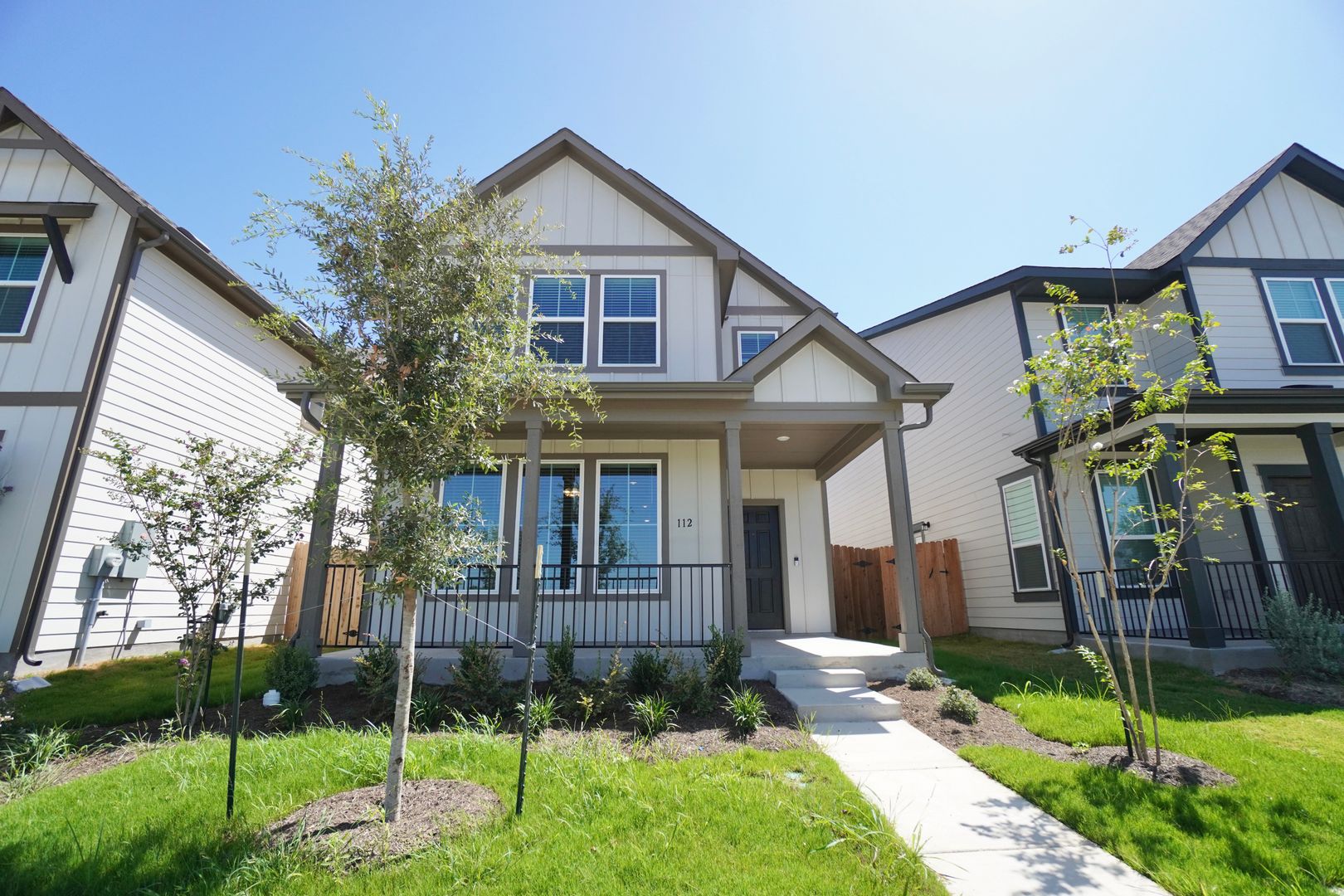 Taylor House: 112 Hartson Dr
