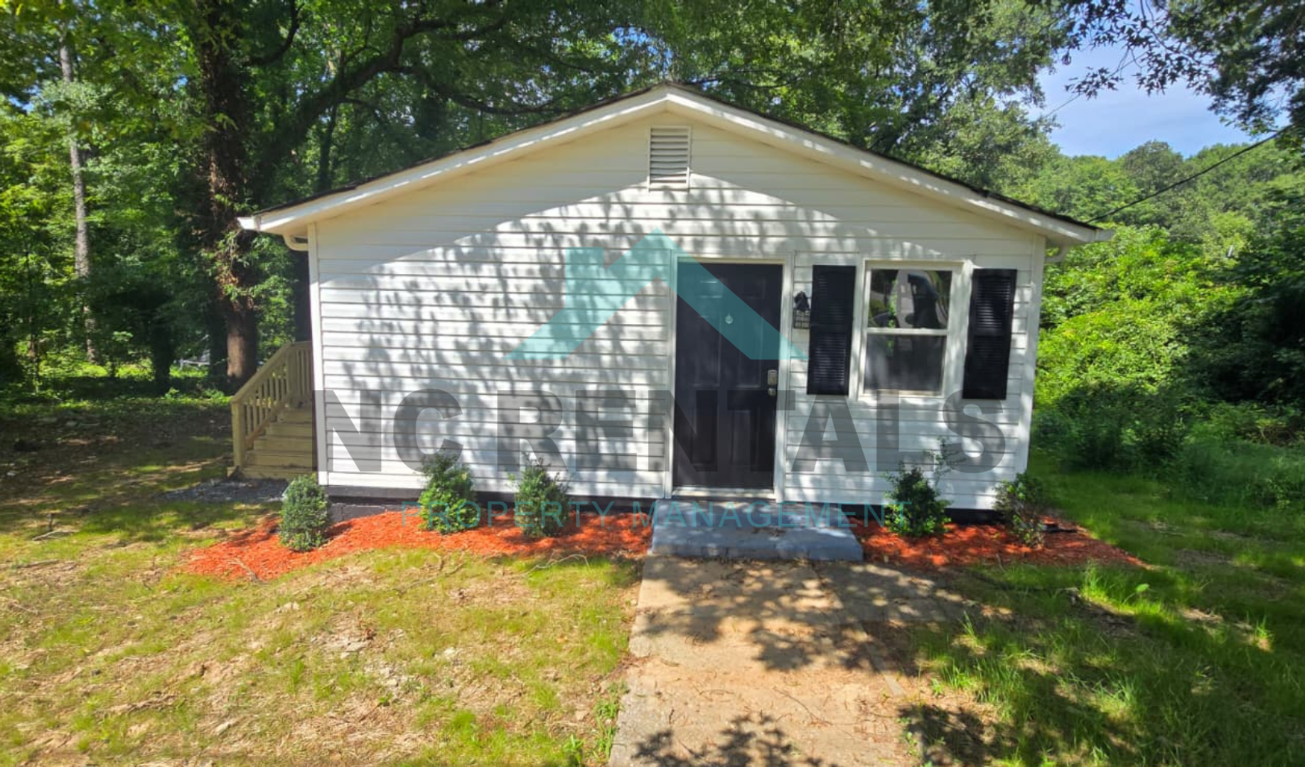 Salisbury House: 1041 Short St