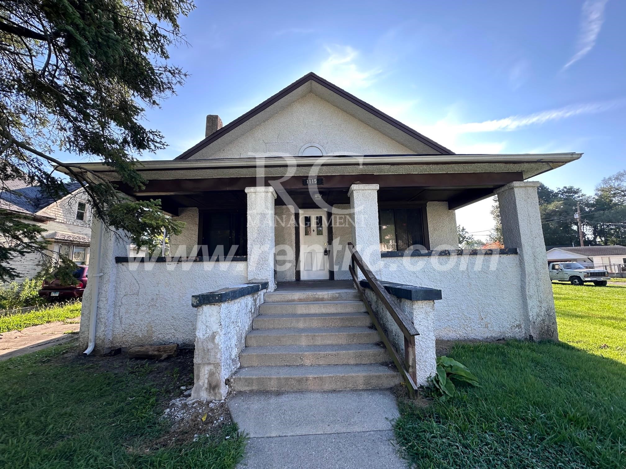 Danville House: 1115 Harmon