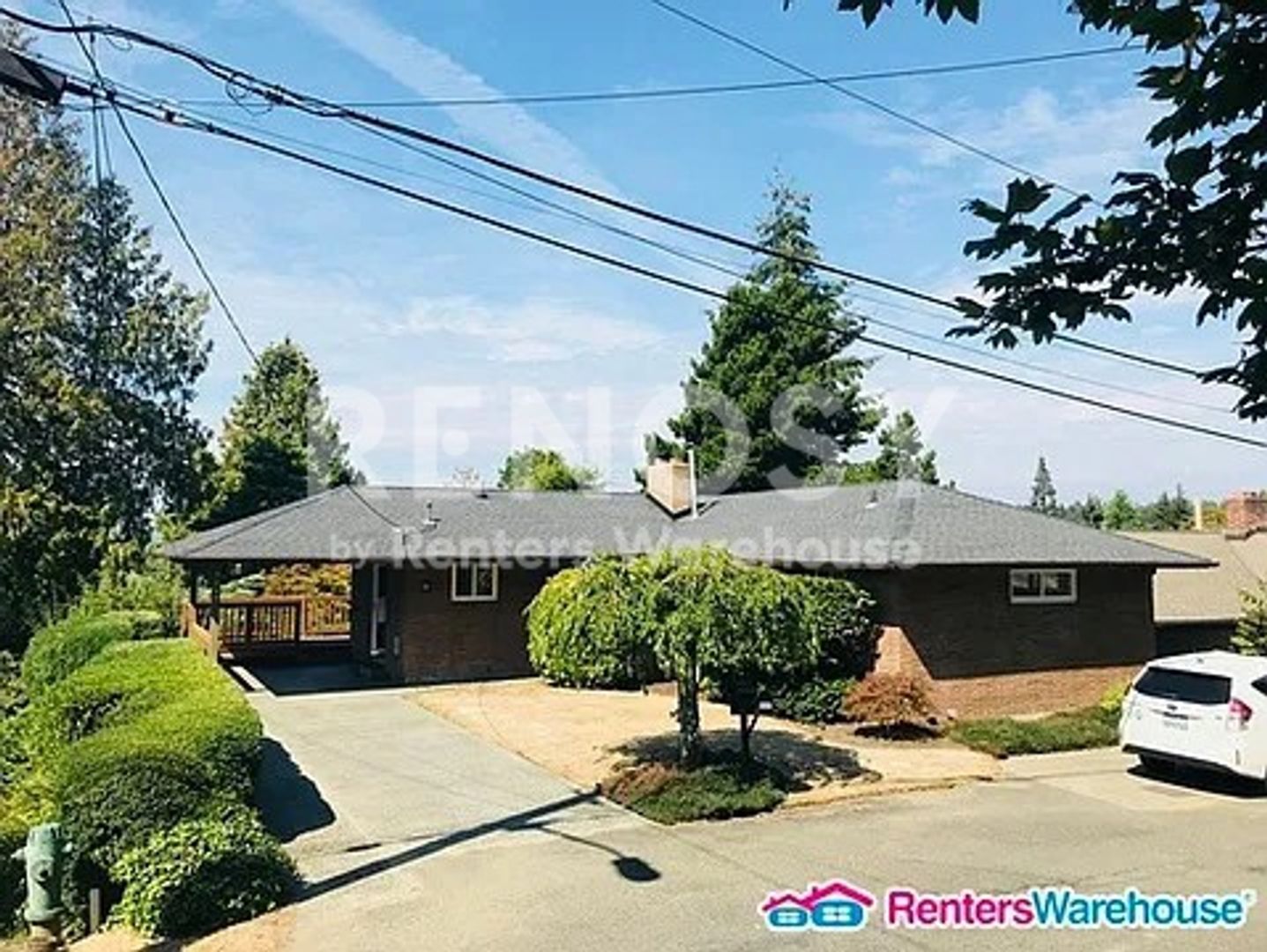 Seattle House: 9009 43rd Pl SW