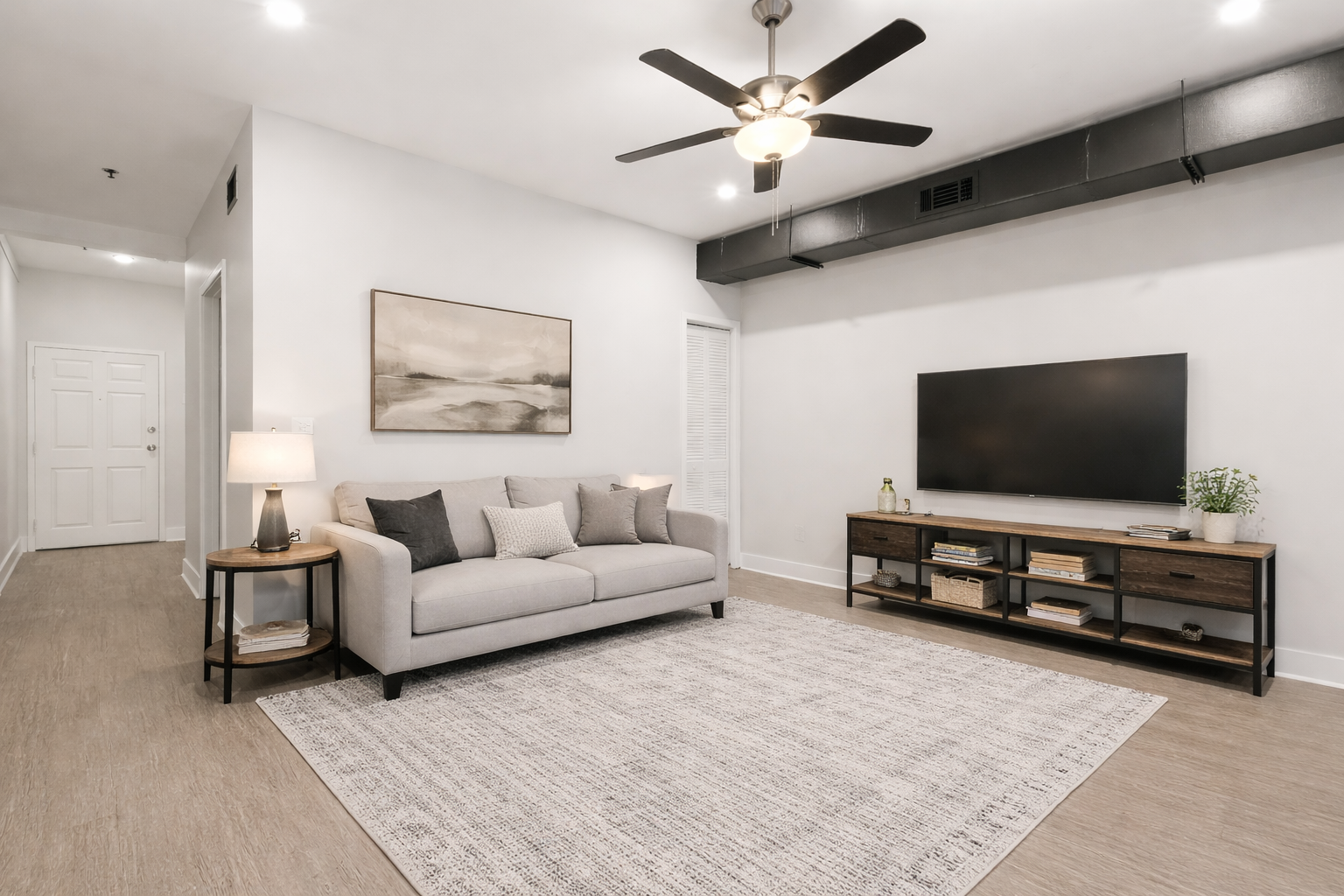 Charleston Condo: 1000 King Street