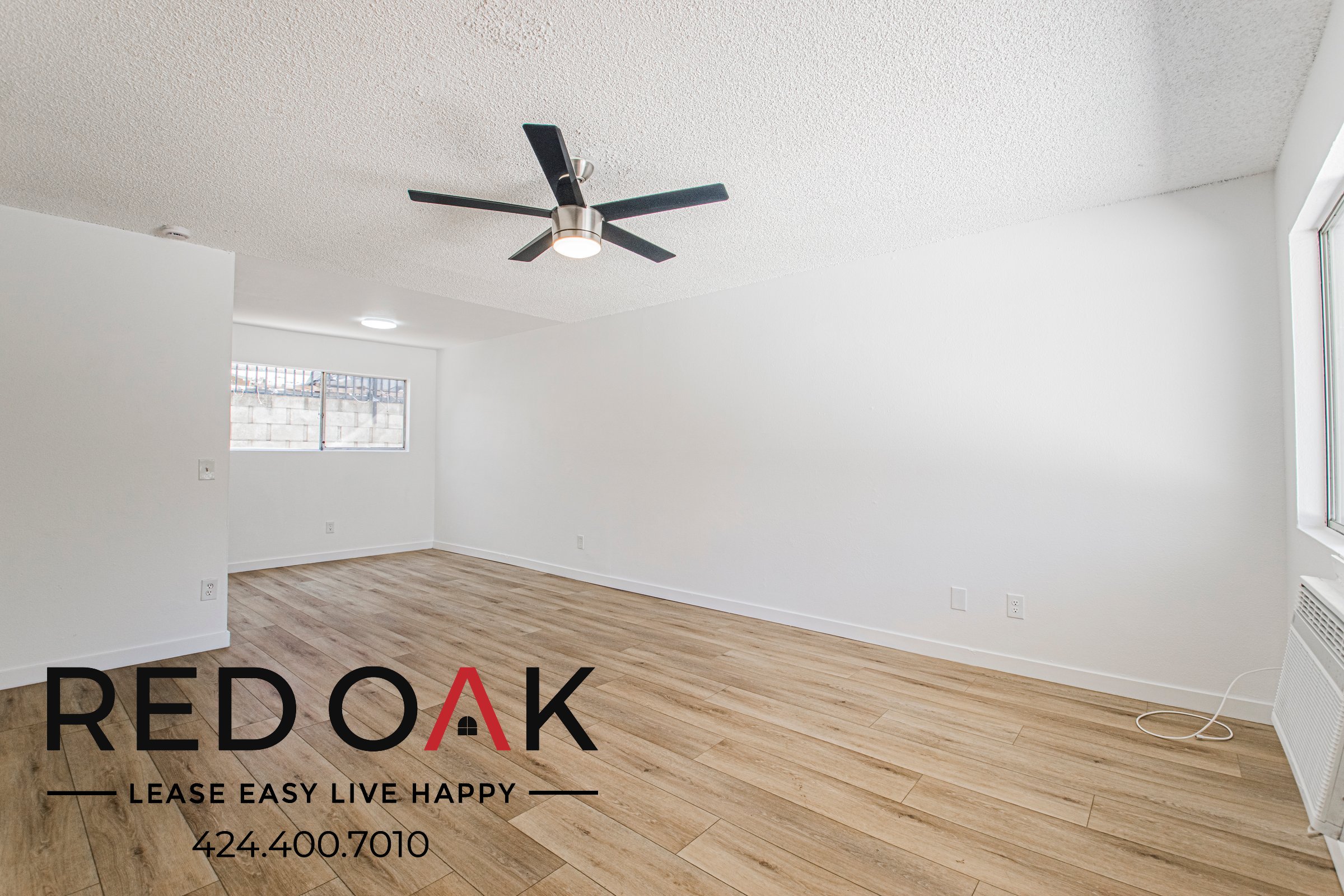 Highland Condo: 26674 Ward Street