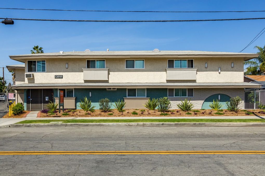 Whittier Apartment: 13919 Coteau Drive