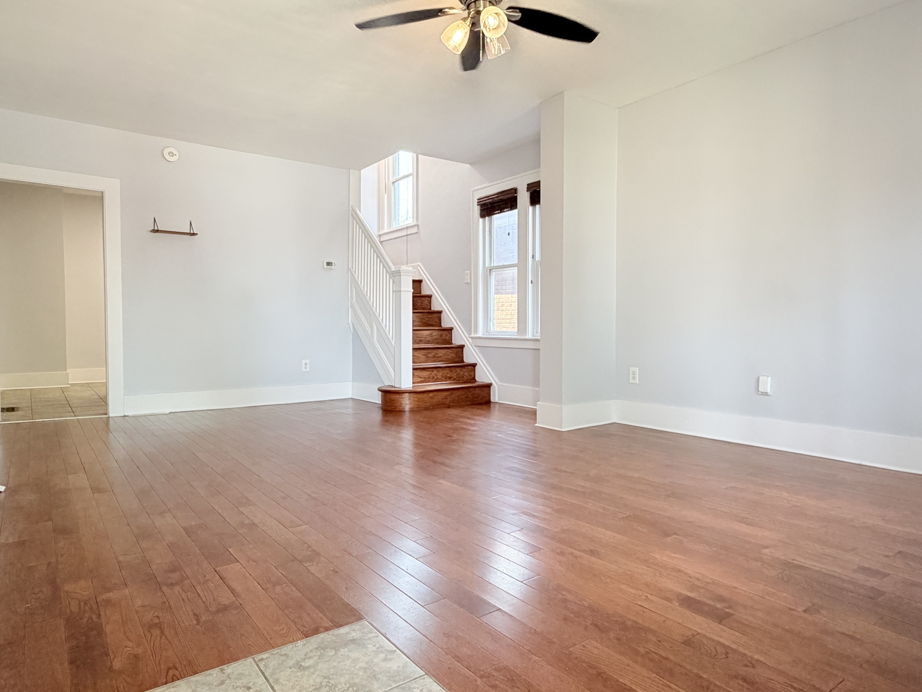Windsor Condo: 1863 Gladstone Ave
