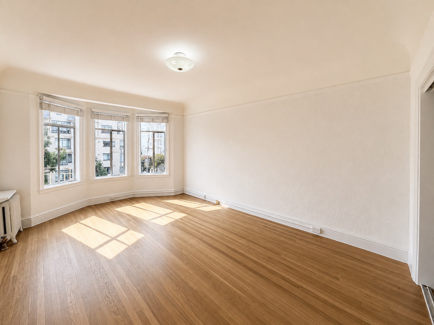 San Francisco Condo: 2656 Van Ness Ave