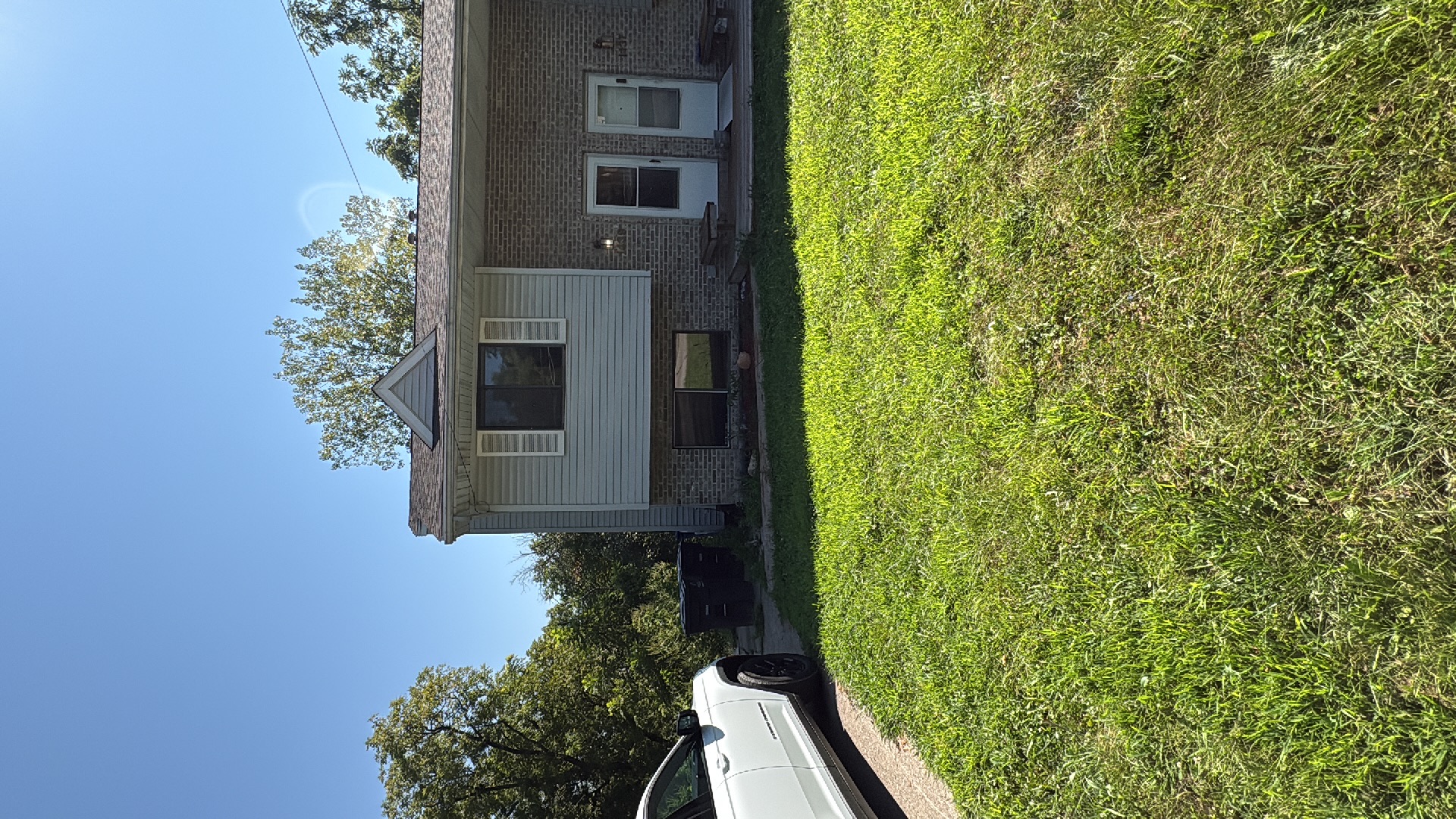 Des Moines House: 1439 E 40th St