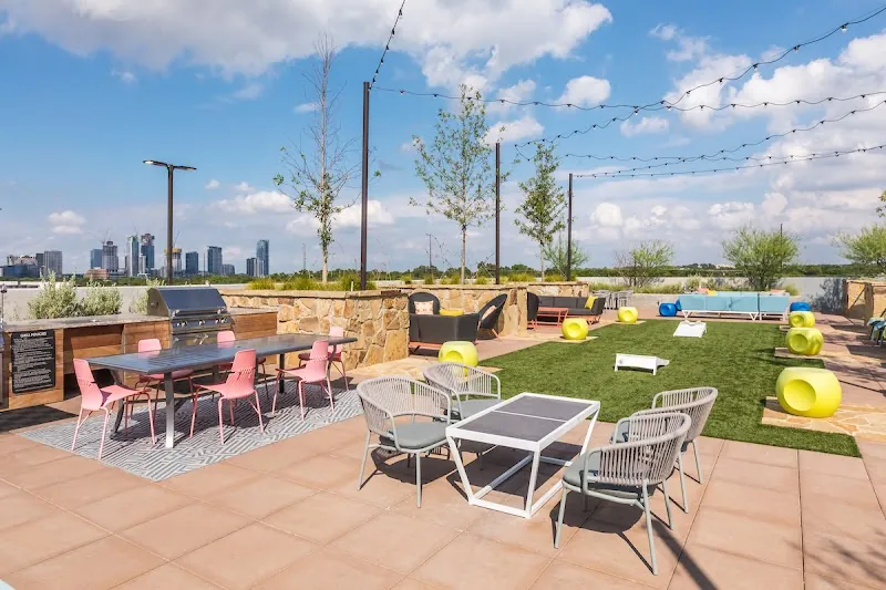 Austin Condo: 1515 S Lamar Blvd