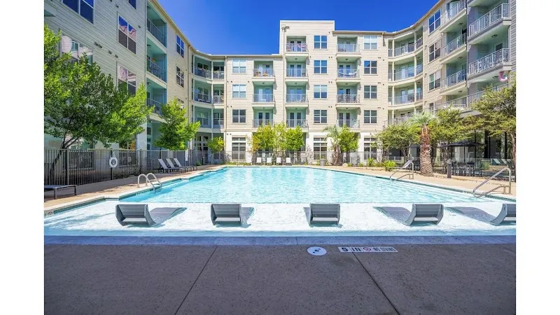 Austin Condo: 3715 S 1st St