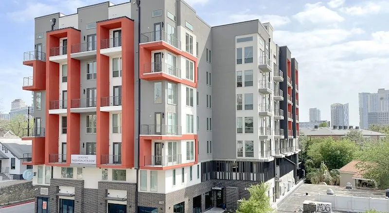 Austin Condo: 827 W 12th St