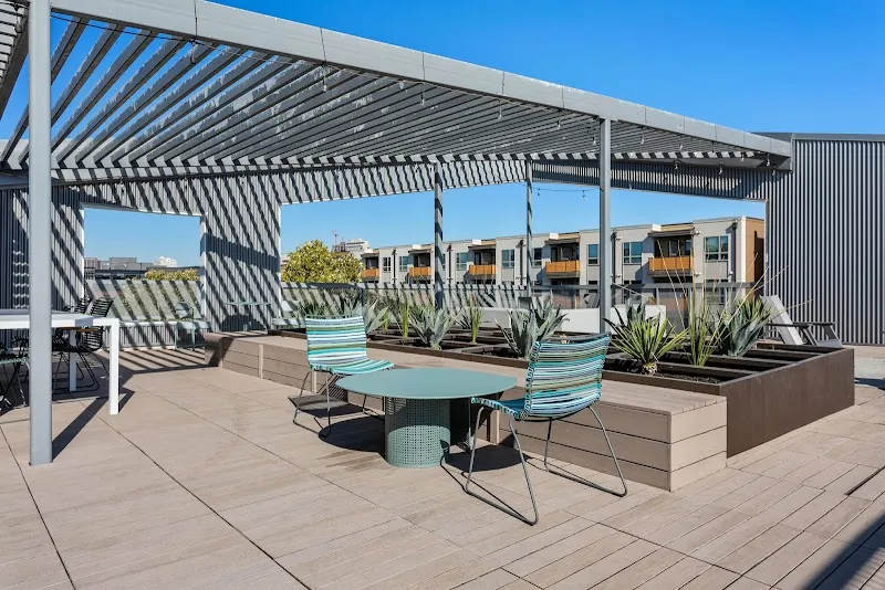 Austin Condo: 1700 E 4th St