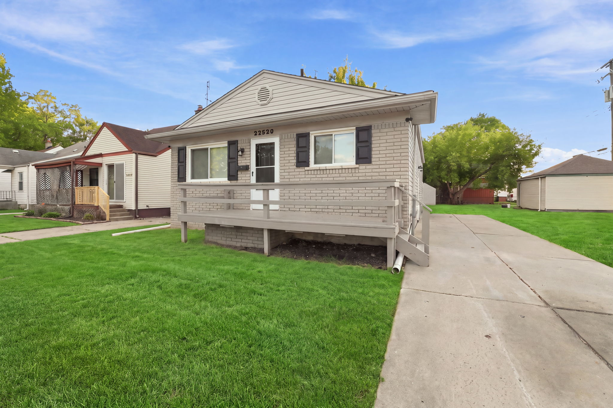 Eastpointe House: 22529 Tuscany Ave