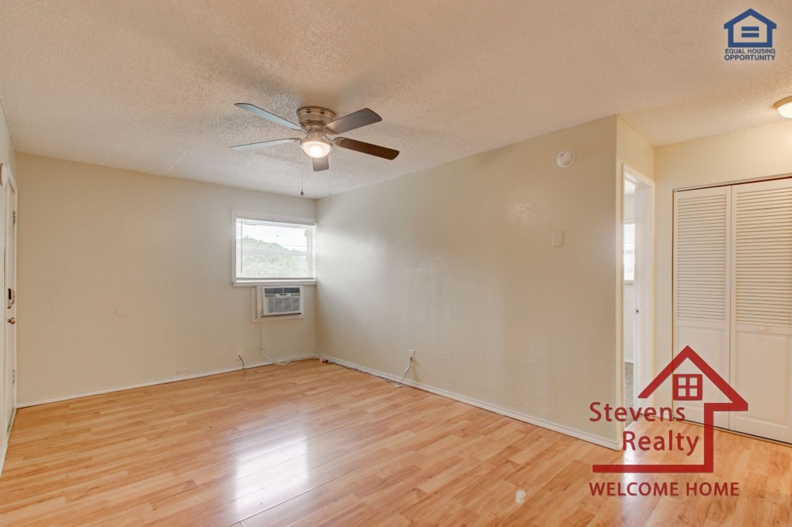 Lawton Apartment: 2110 NW Lindy Ave