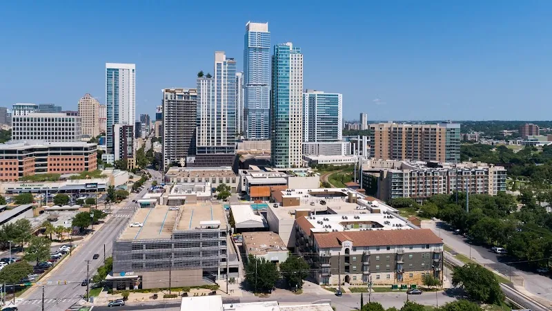 Austin Condo: 300 N Lamar Blvd