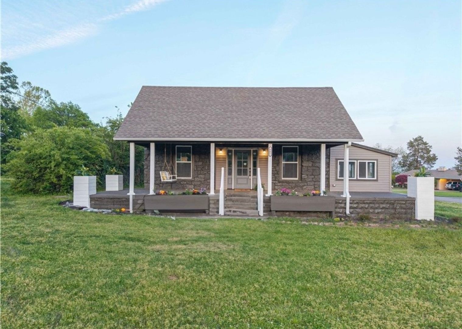 Van Buren House: 802 N 11th Street