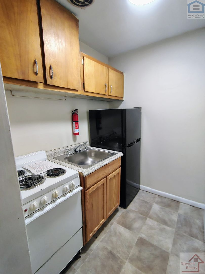 Knoxville Apartment: 5101 Asheville Hwy