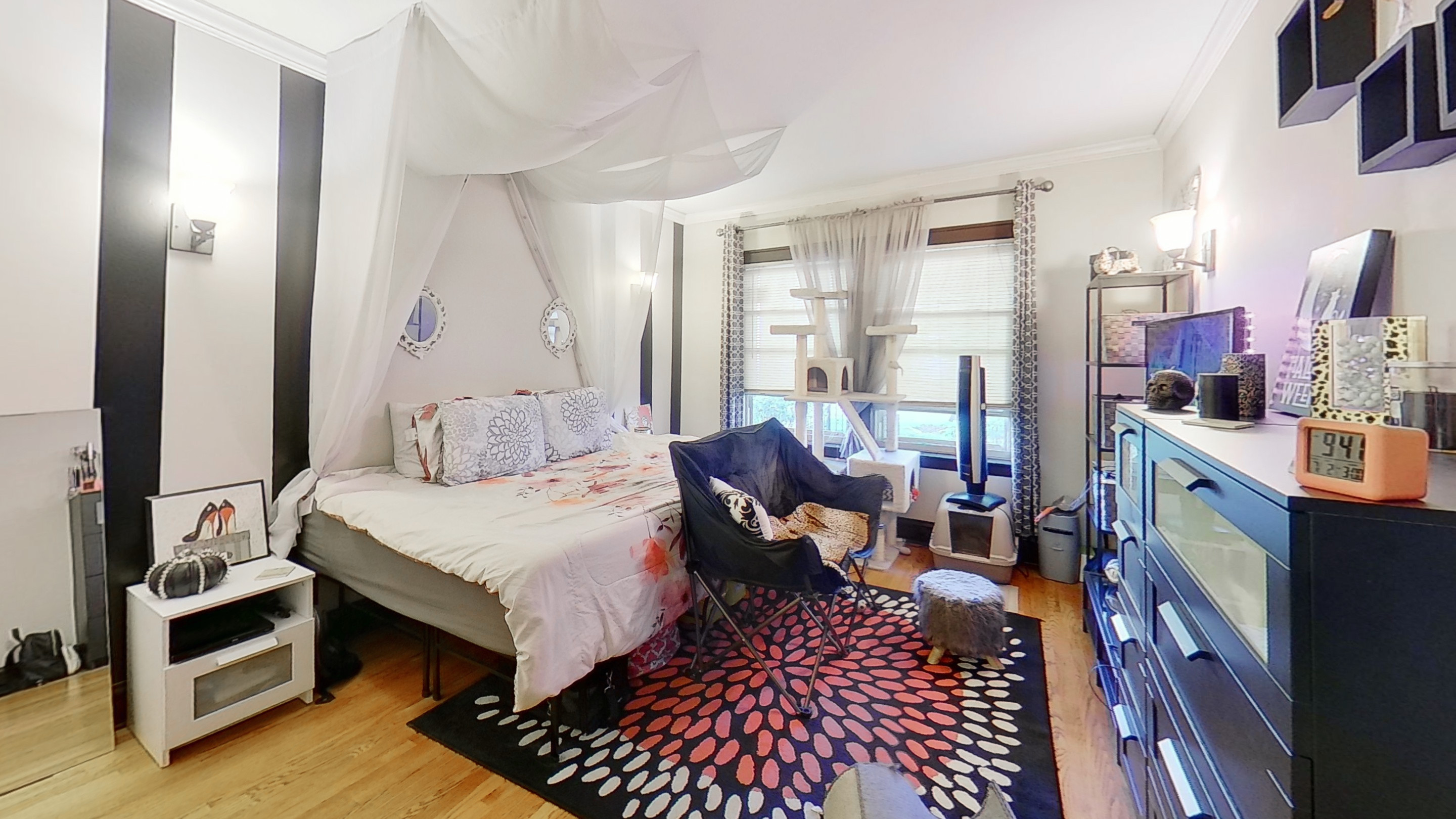 Berwyn Condo: 1931 Grove Ave