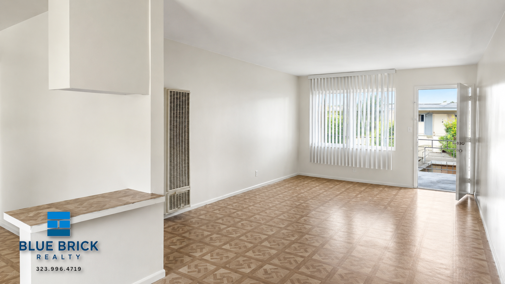 North Hollywood Condo: 6929 Whitsett Ave