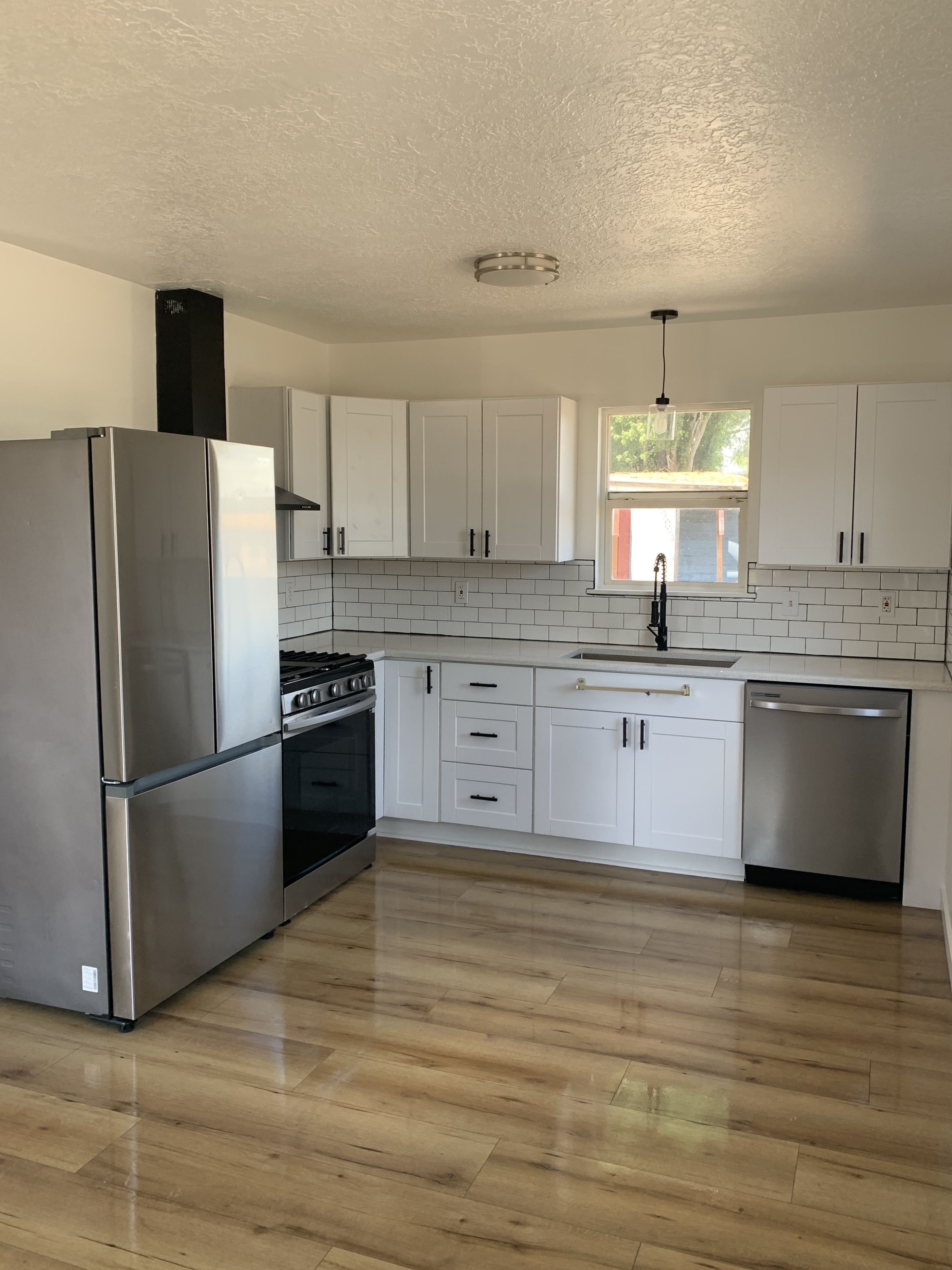 Dallas Condo: 573 E Ellendale Ave. #12A