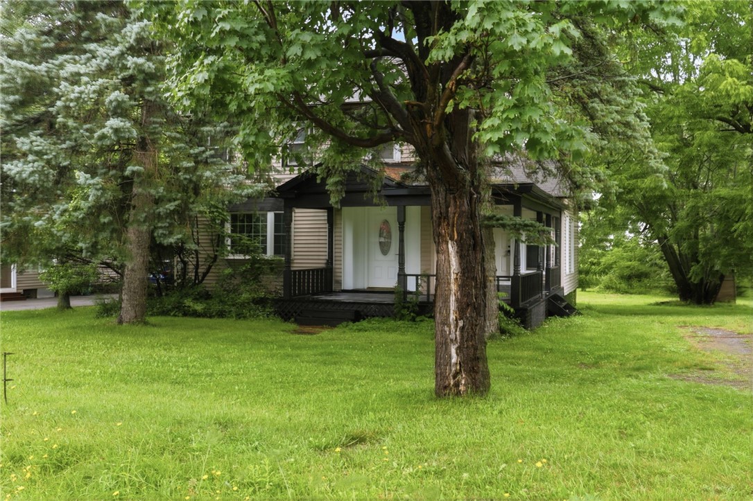 Bloomfield House: 9164 Route 5
