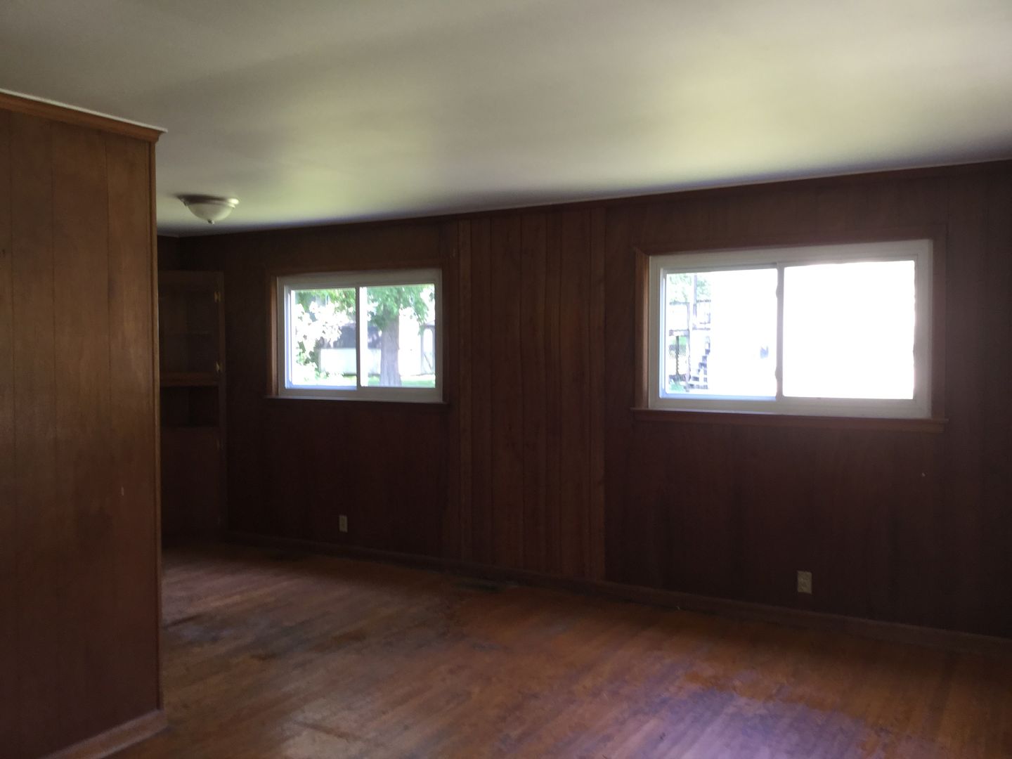 Knoxville House: 411 Dallas St