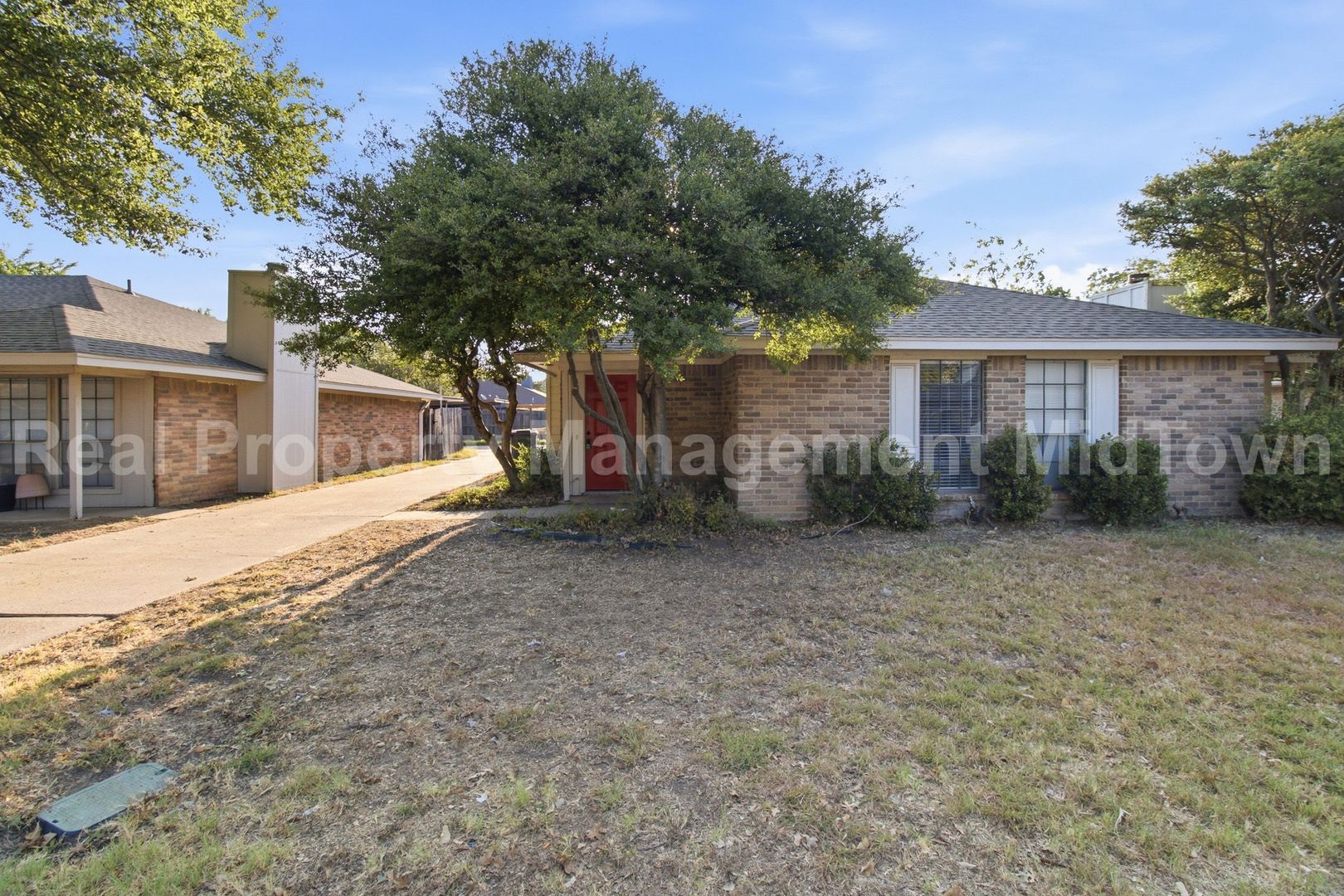 Arlington House: 2427 Indigo Ln