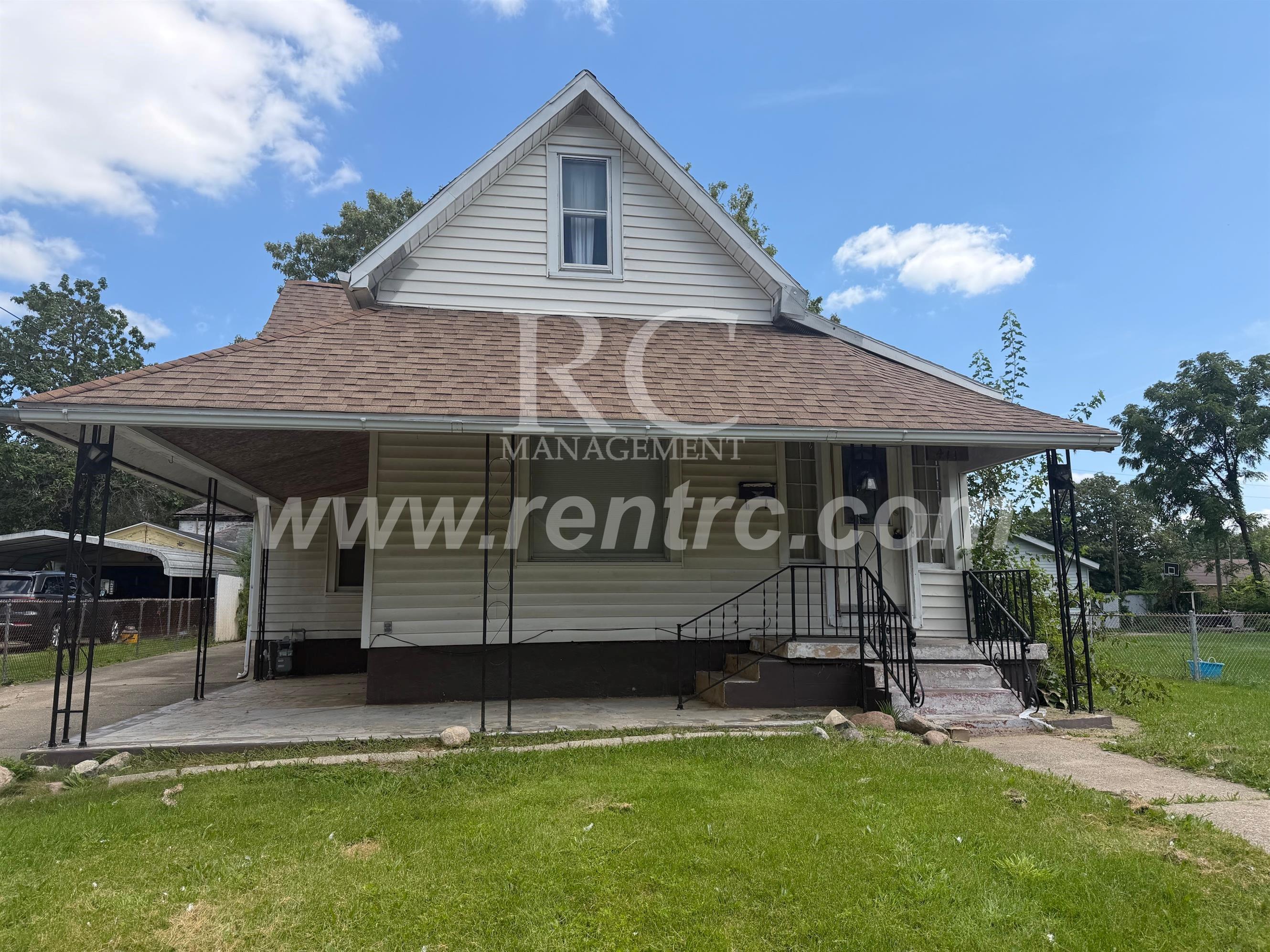 Danville House: 411 Anderson