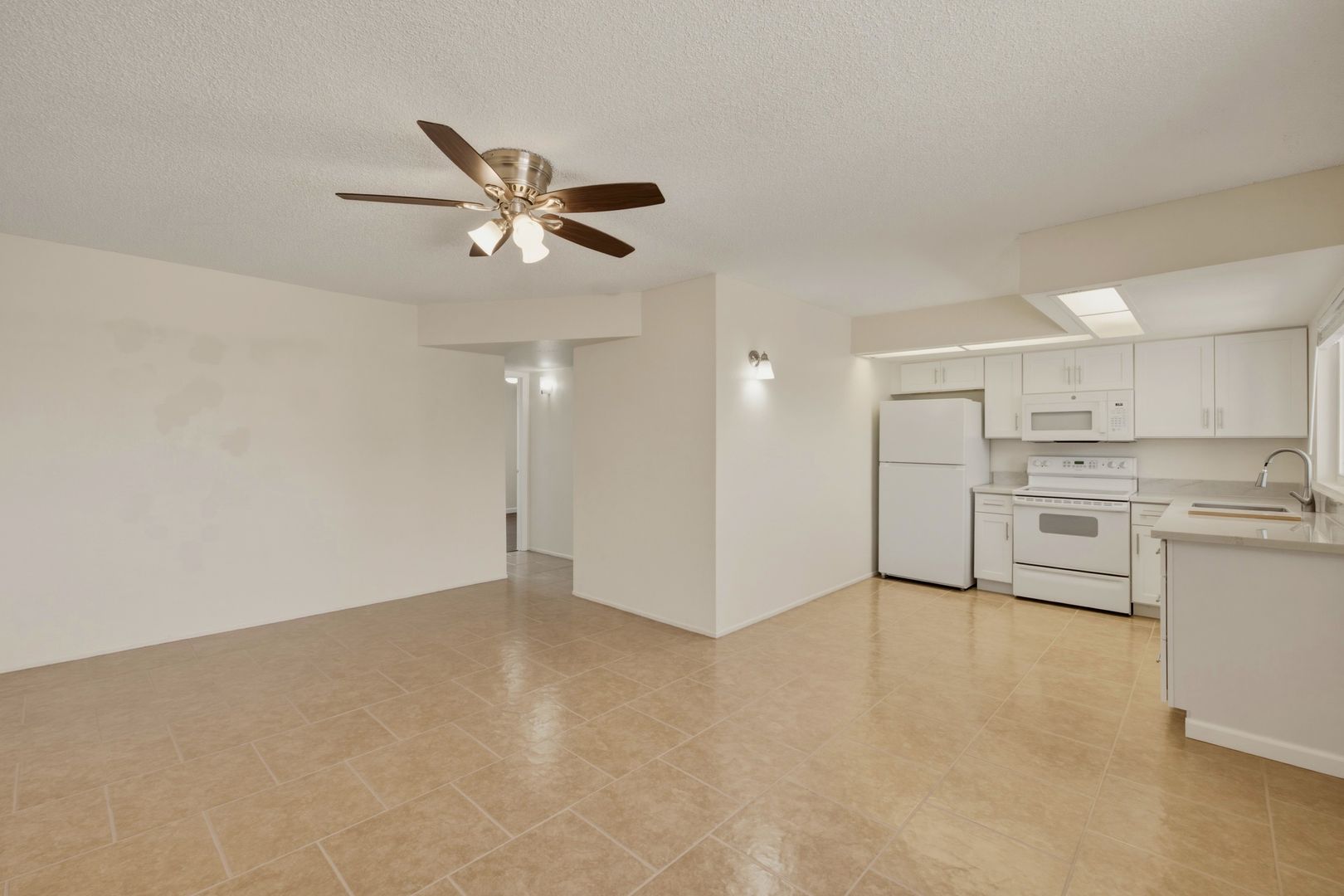 Mesa Condo: 45 N Phyllis
