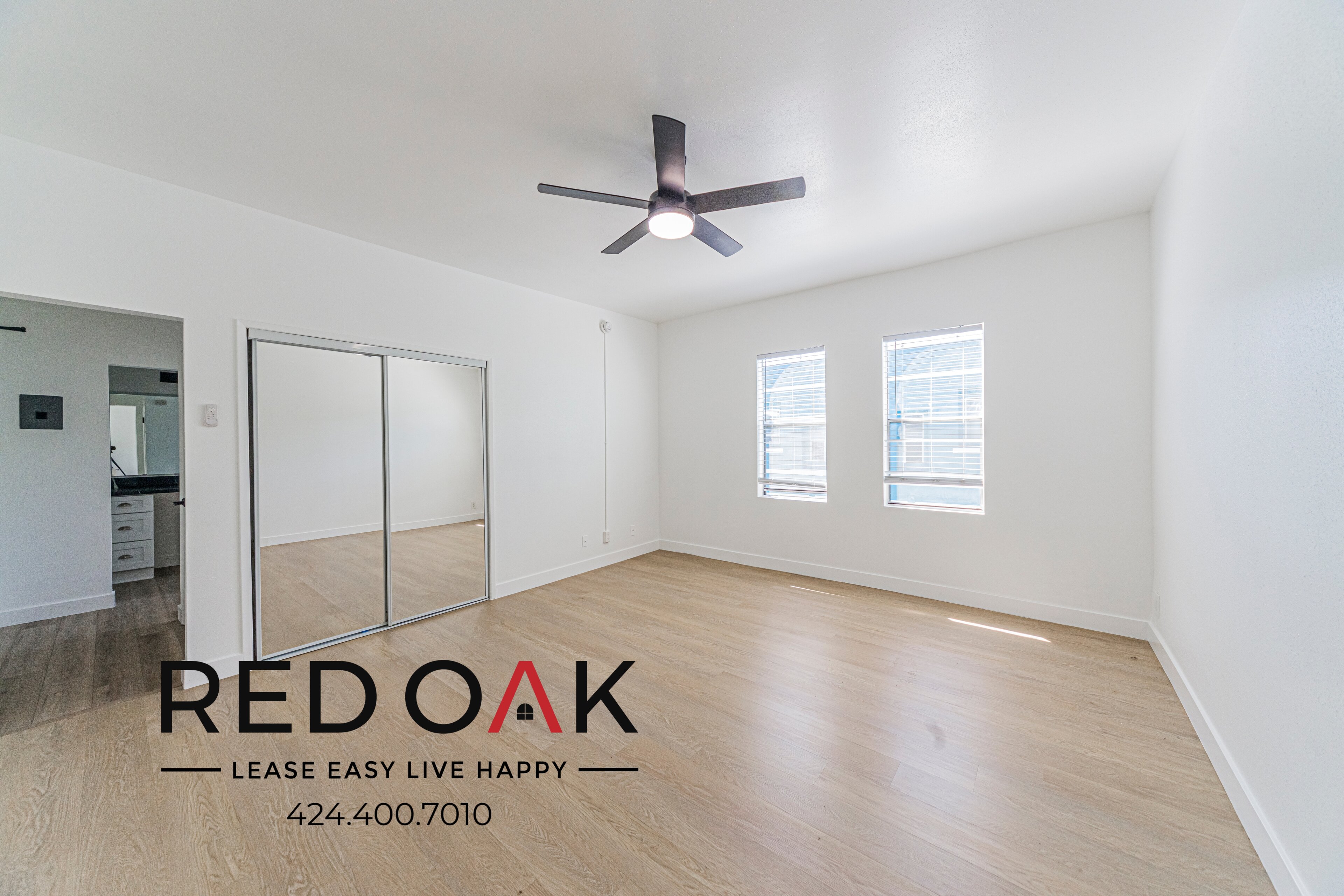 Los Angeles Condo: 6075 Franklin Avenue