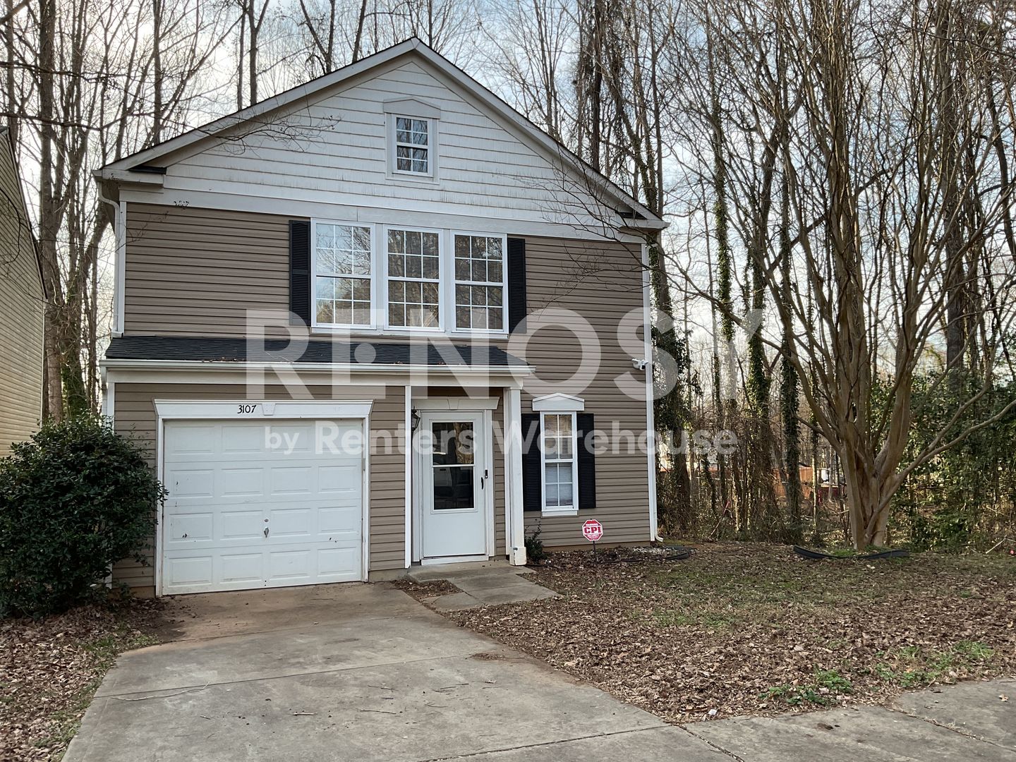 Charlotte House: 3107 Meadow Knoll Dr