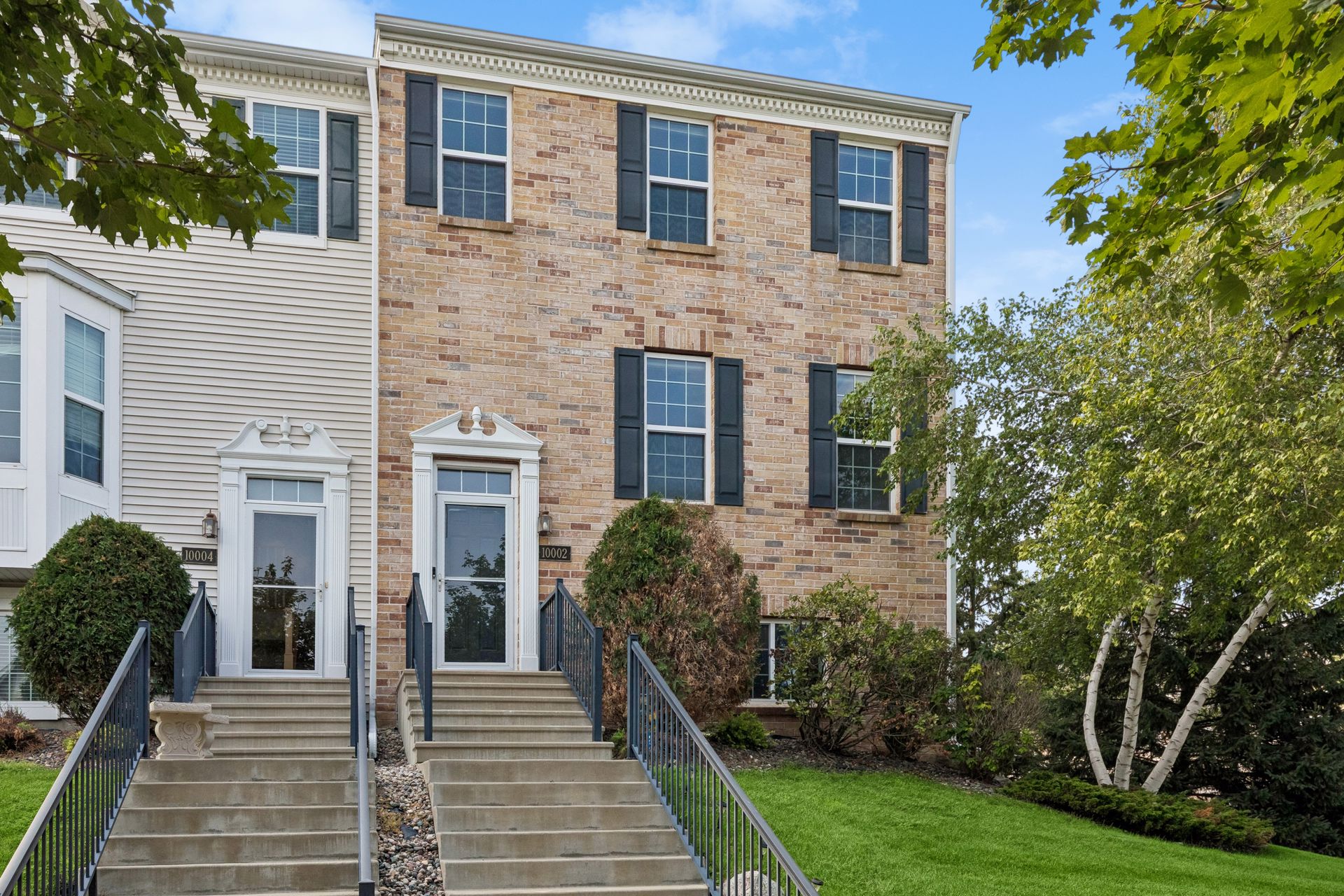 Eden Prairie Townhome: 10002 Gentian Dr