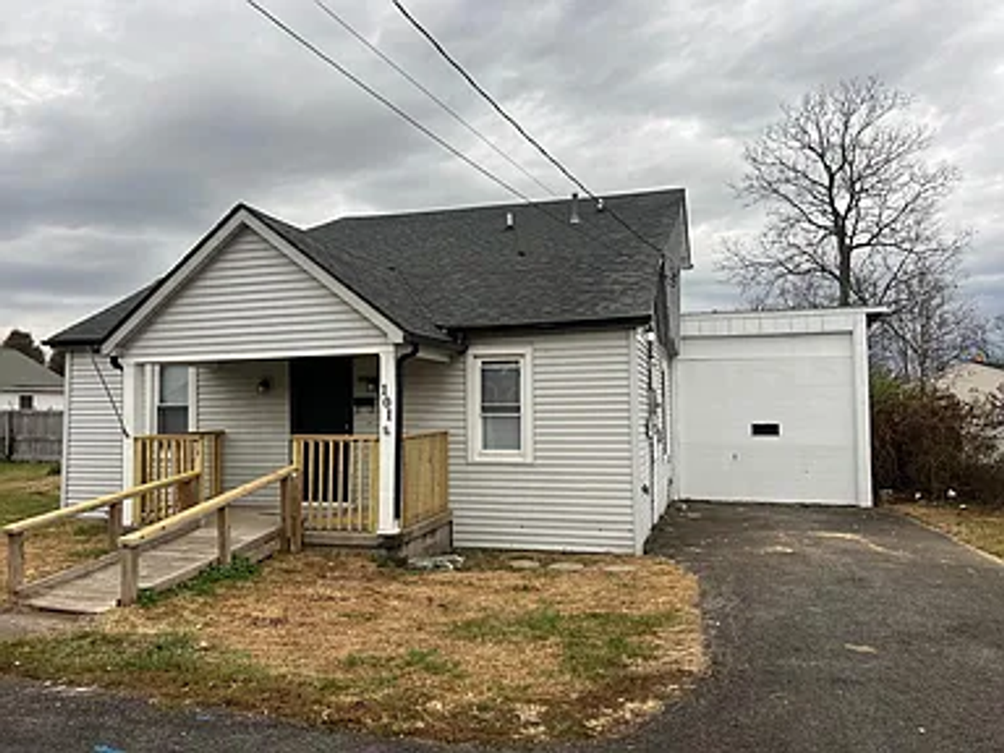 Georgetown House: 101 Elm St (Z4)