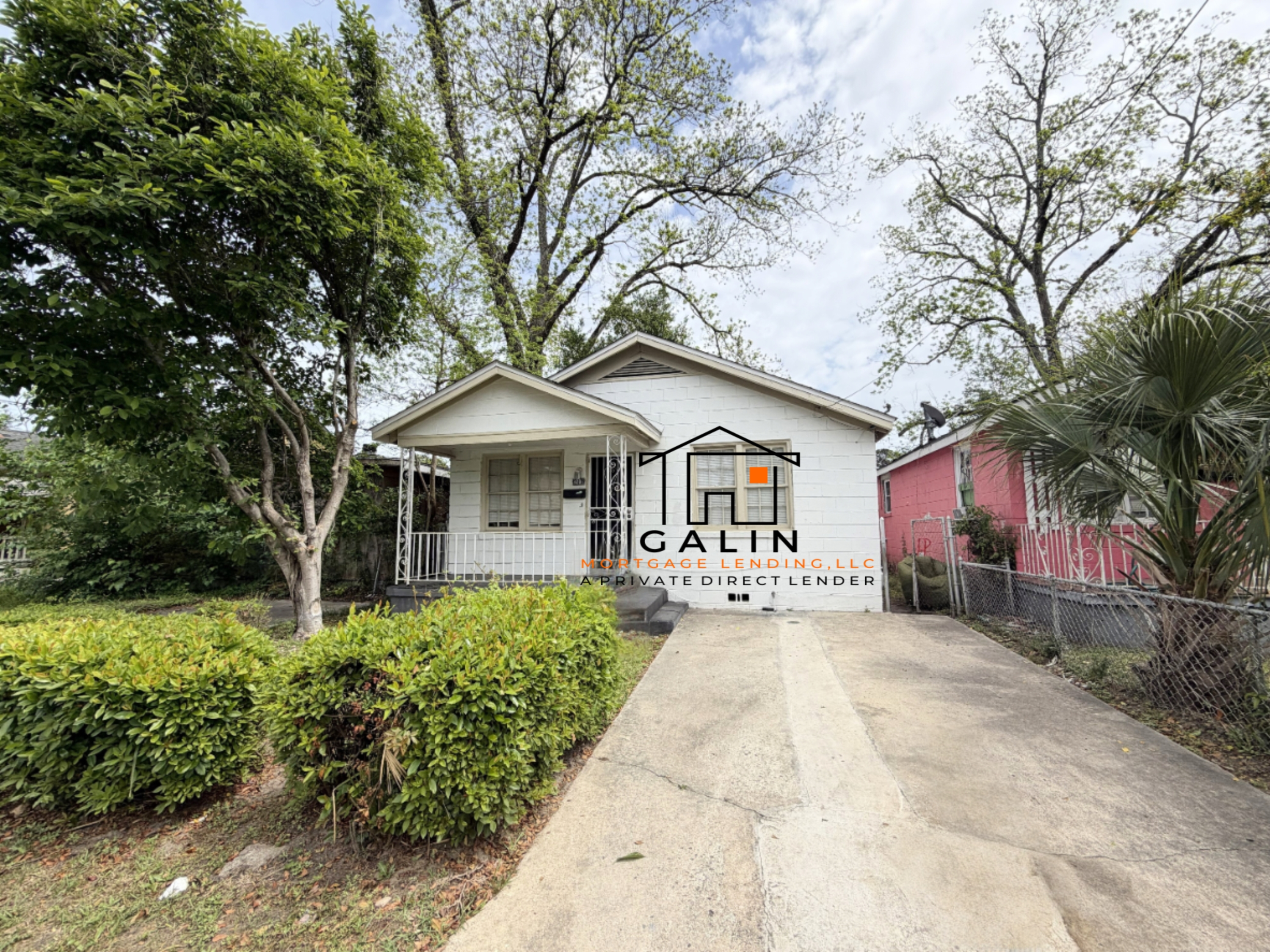 Savannah House: 3206 Caithness St