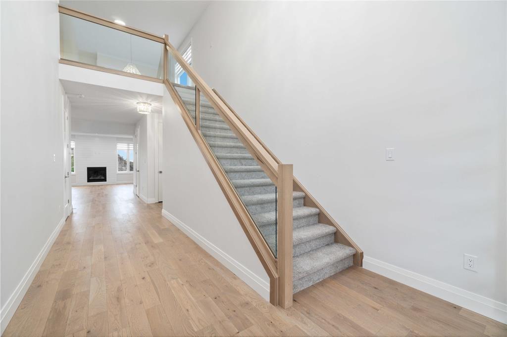 Sarnia Condo: 608 SWEETBAY Cres