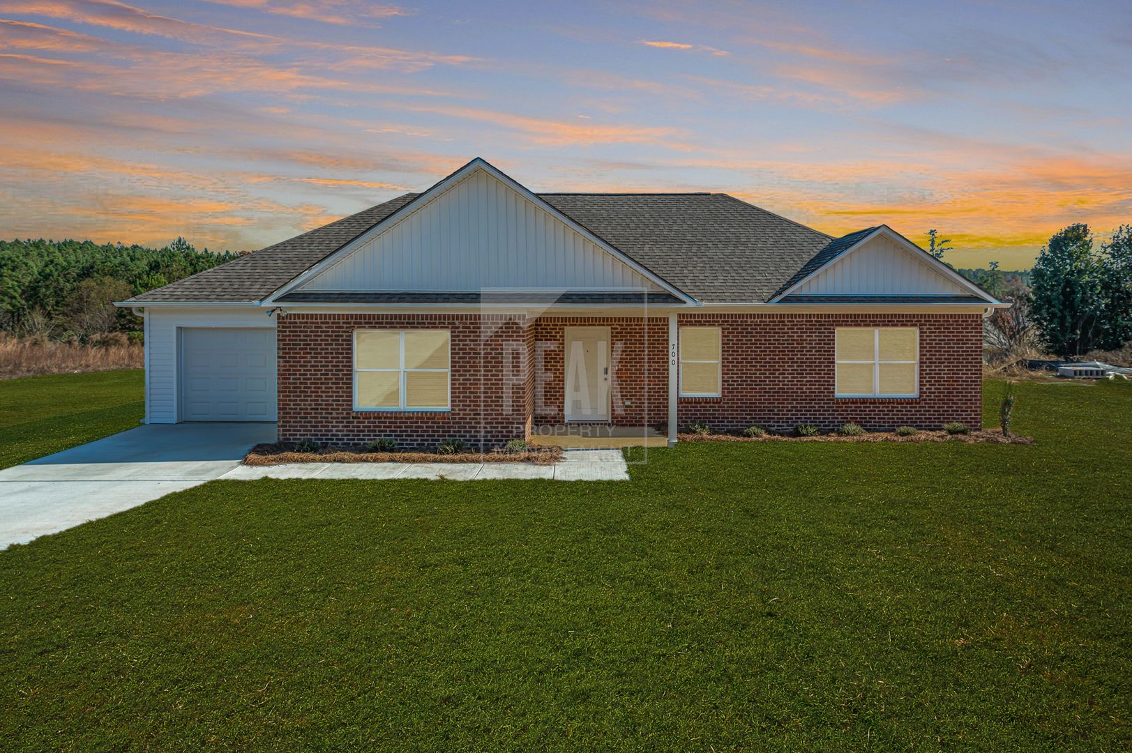 Odenville House: 700 Woodland Cir.