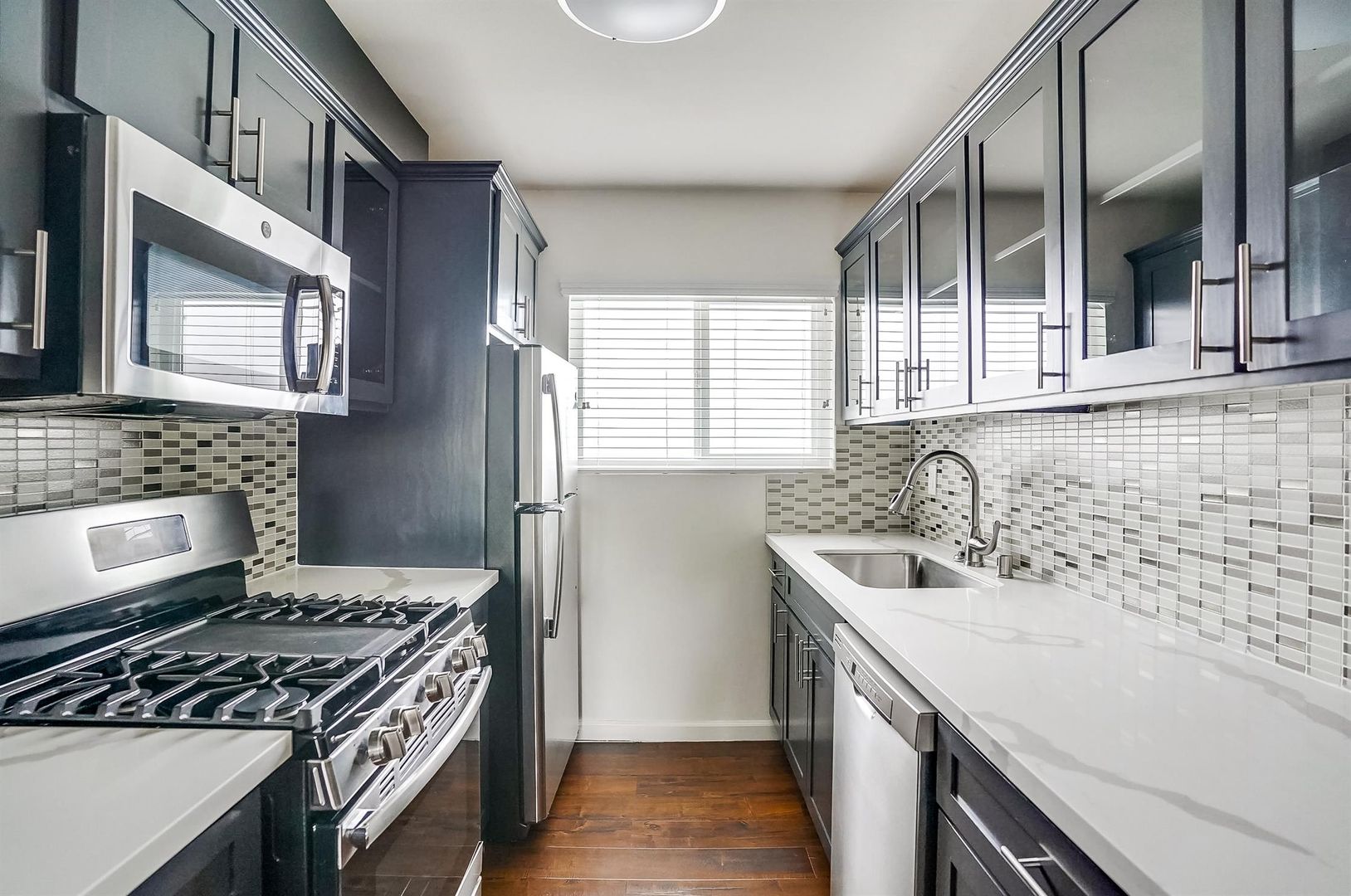 Los Angeles Condo: 1042 Leighton Ave