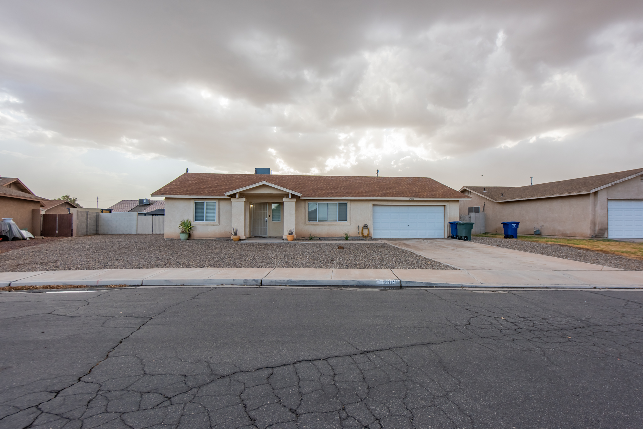 Yuma House: 2866 S 30th Drive